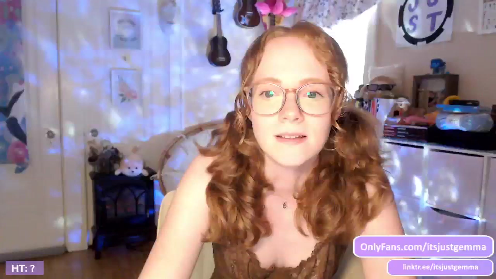 Gallery image thumbnail from JustGemma's myfreecams stream on, 06/04/2024, 02:06 image 3 of 20