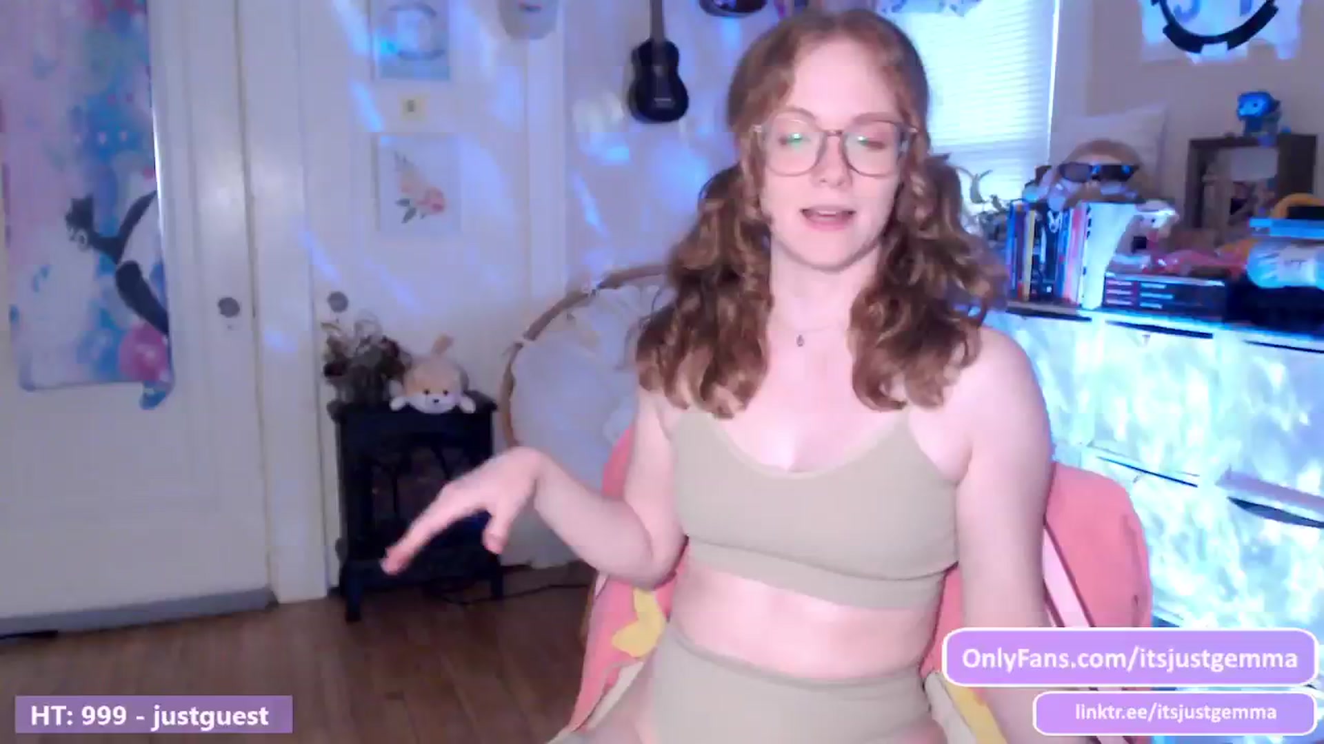 Gallery image thumbnail from JustGemma's myfreecams stream on, 06/05/2024, 02:04 image 9 of 20