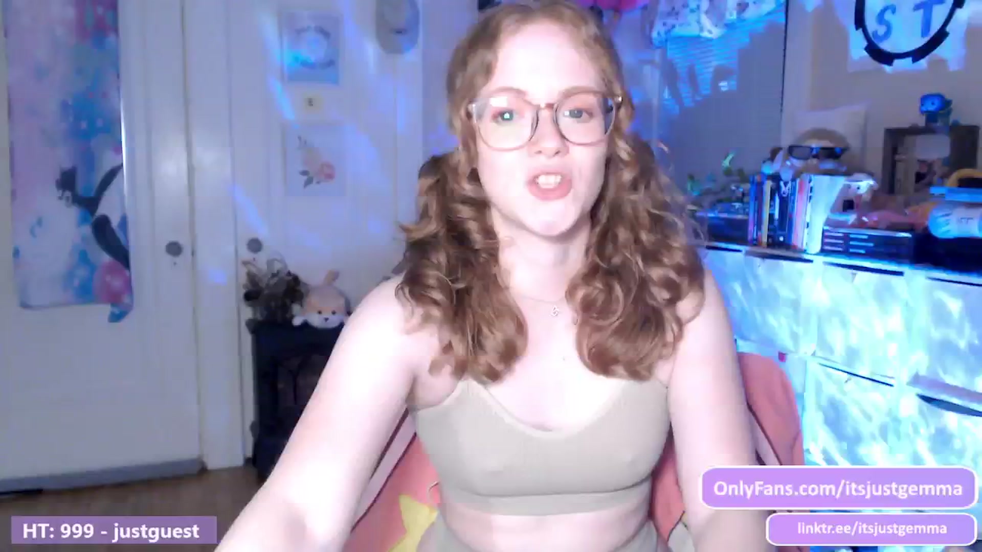 Gallery image thumbnail from JustGemma's myfreecams stream on, 06/05/2024, 02:04 image 17 of 20