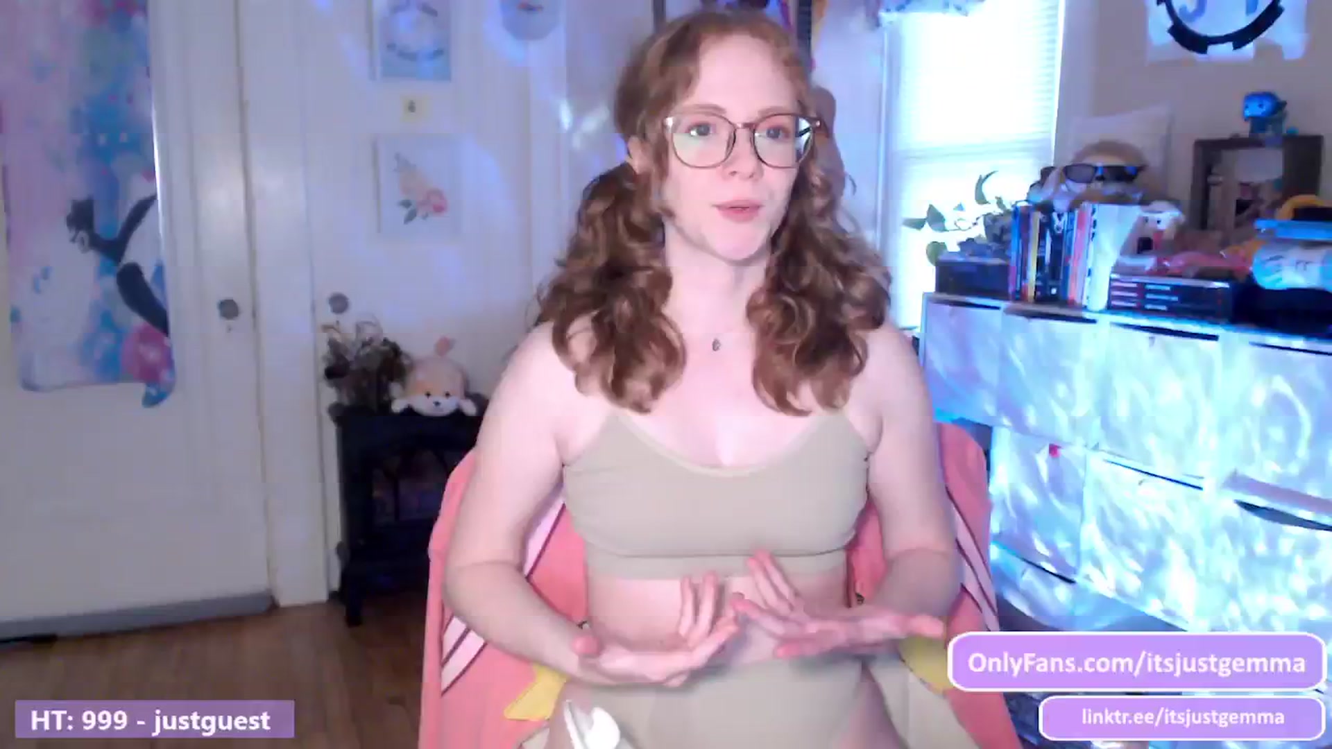 Gallery image thumbnail from JustGemma's myfreecams stream on, 06/05/2024, 02:04 image 6 of 20