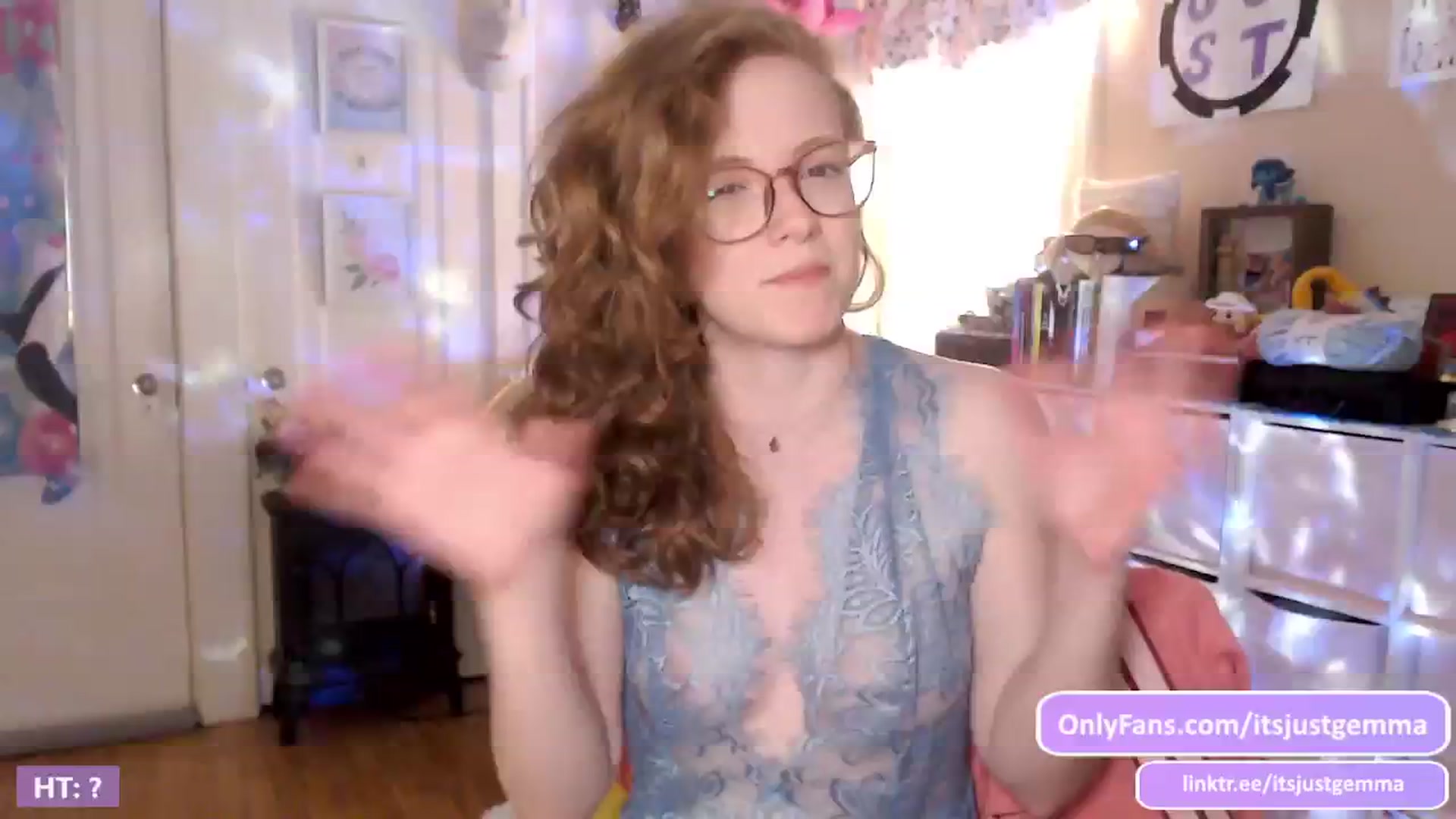 Gallery image thumbnail from JustGemma's myfreecams stream on, 06/15/2024, 02:02 image 3 of 20