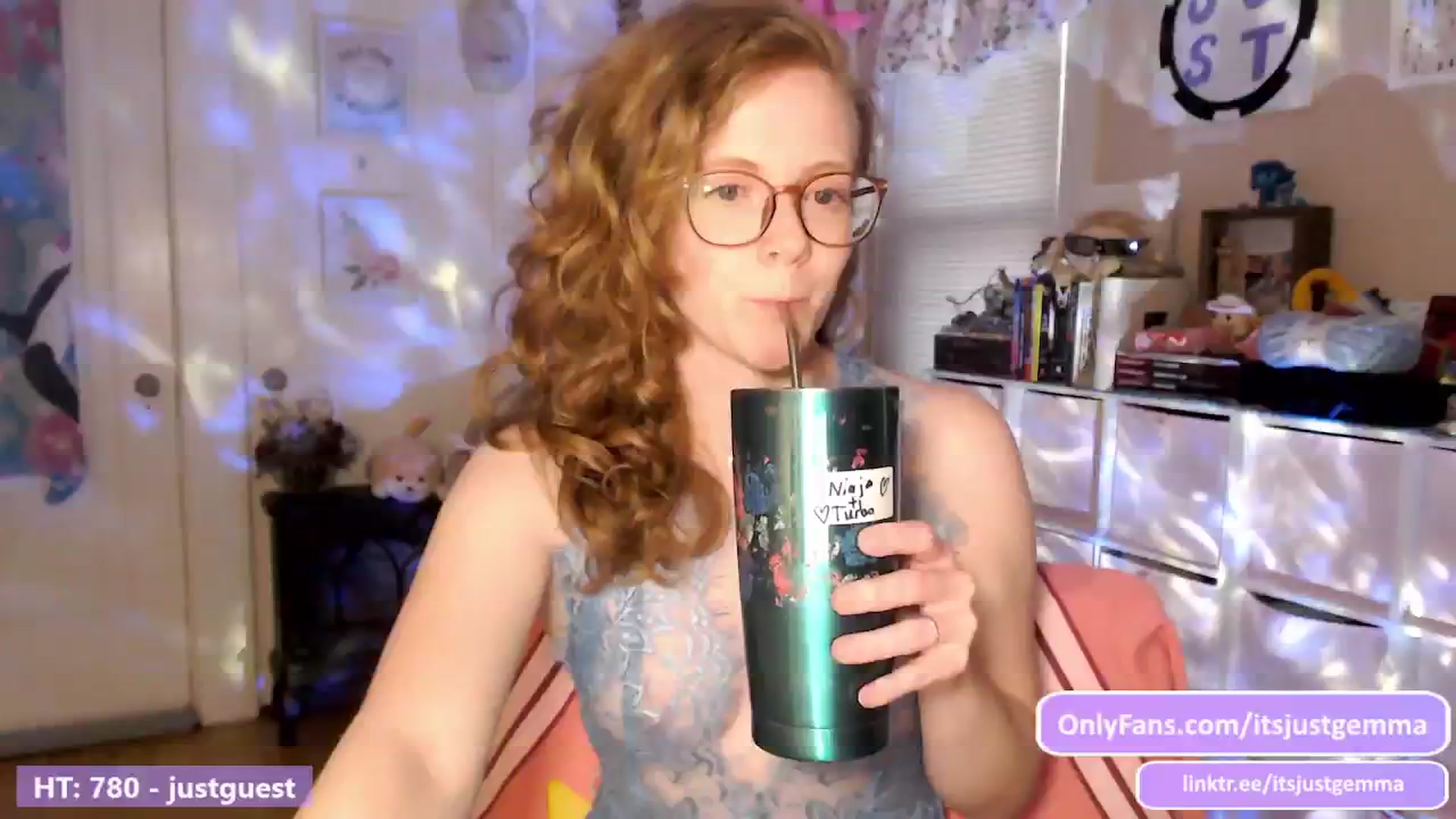 Gallery image thumbnail from JustGemma's myfreecams stream on, 06/15/2024, 02:02 image 14 of 20