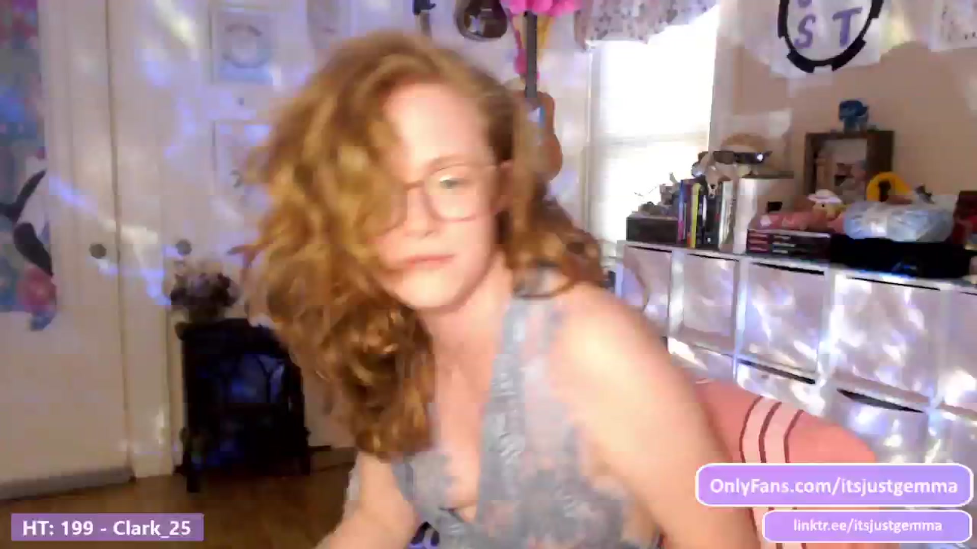 Gallery image thumbnail from JustGemma's myfreecams stream on, 06/15/2024, 02:02 image 9 of 20