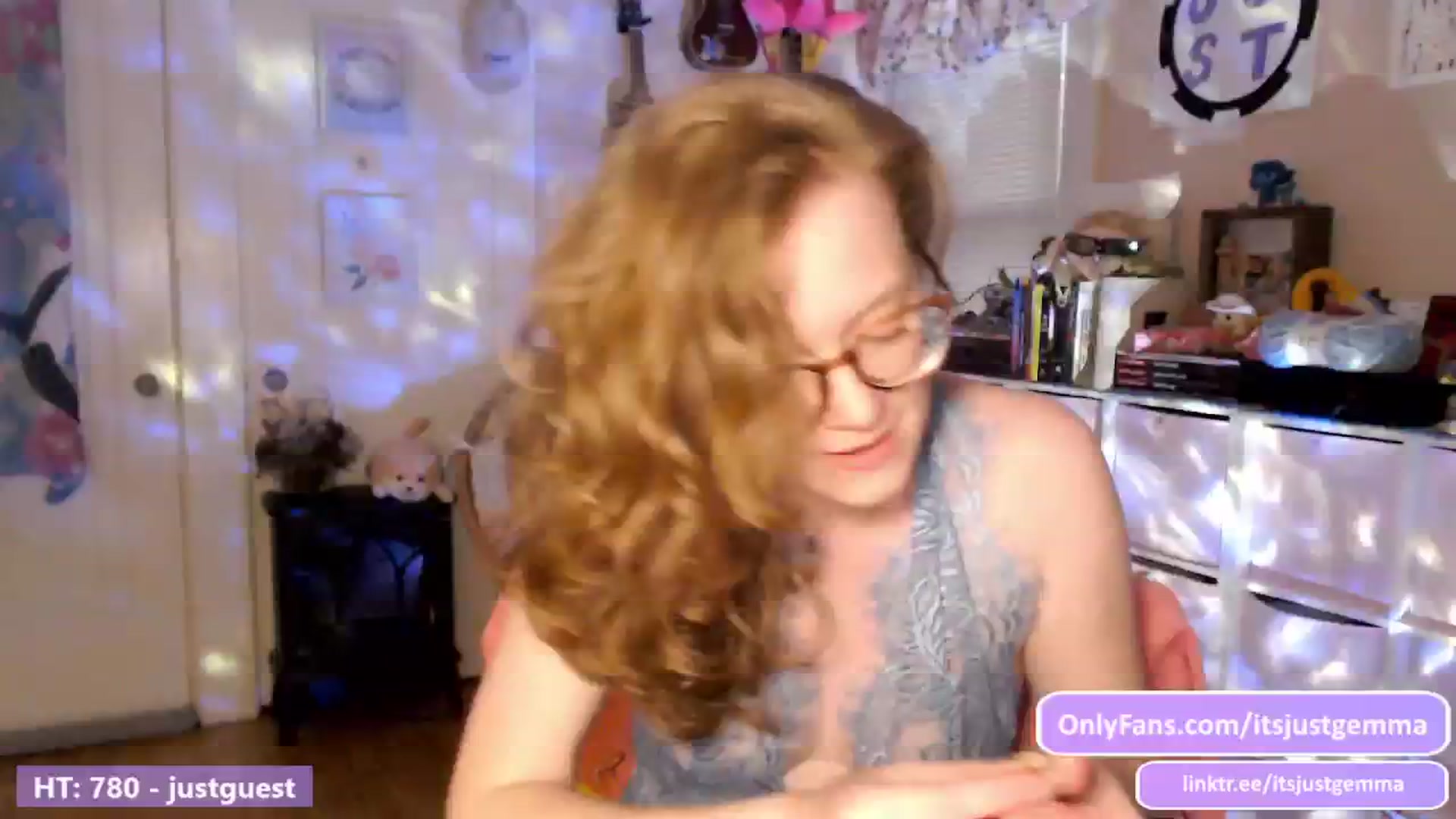 Gallery image thumbnail from JustGemma's myfreecams stream on, 06/15/2024, 02:02 image 15 of 20