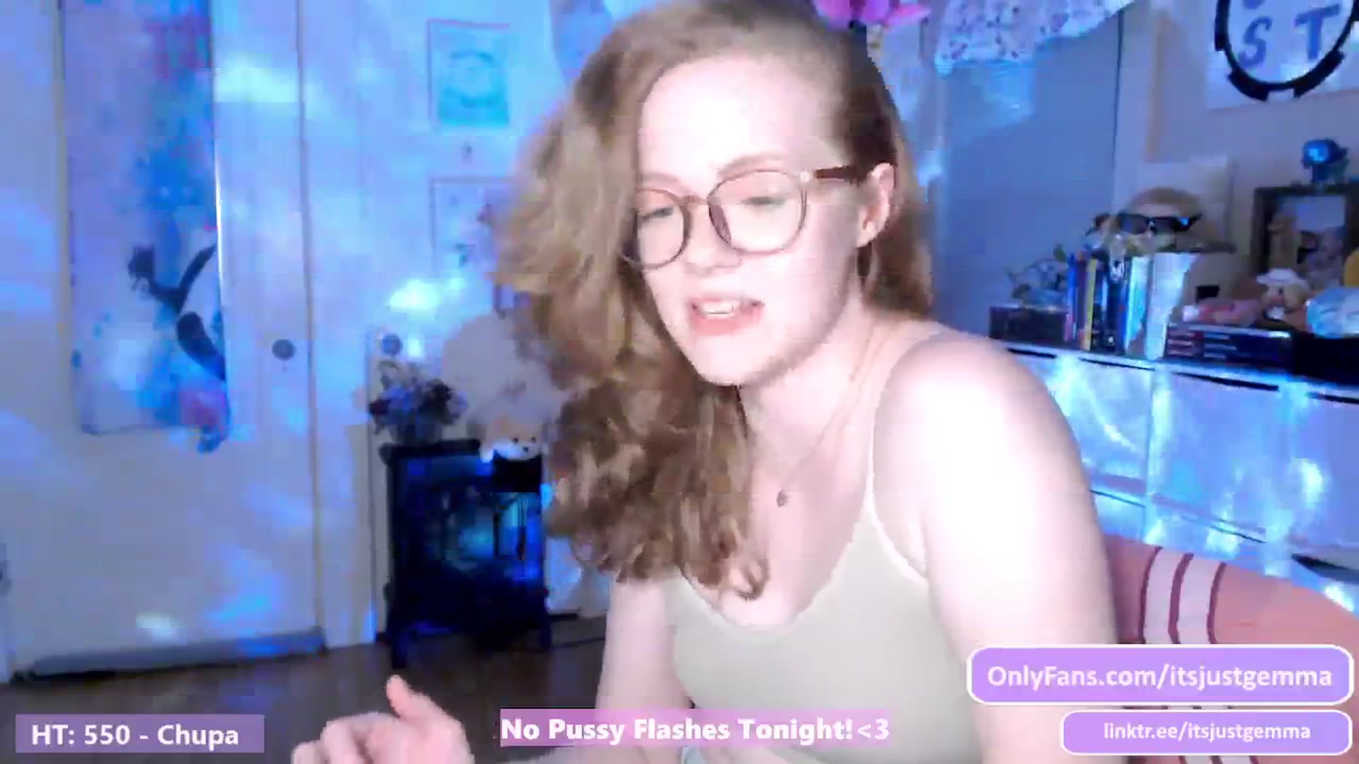 Gallery image thumbnail from JustGemma's myfreecams stream on, 06/29/2024, 02:03 image 17 of 20