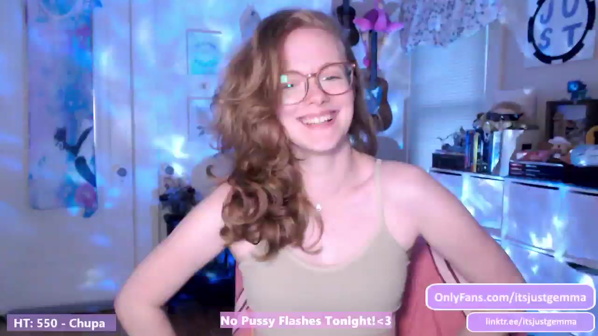 Gallery image thumbnail from JustGemma's myfreecams stream on, 06/29/2024, 02:03 image 10 of 20