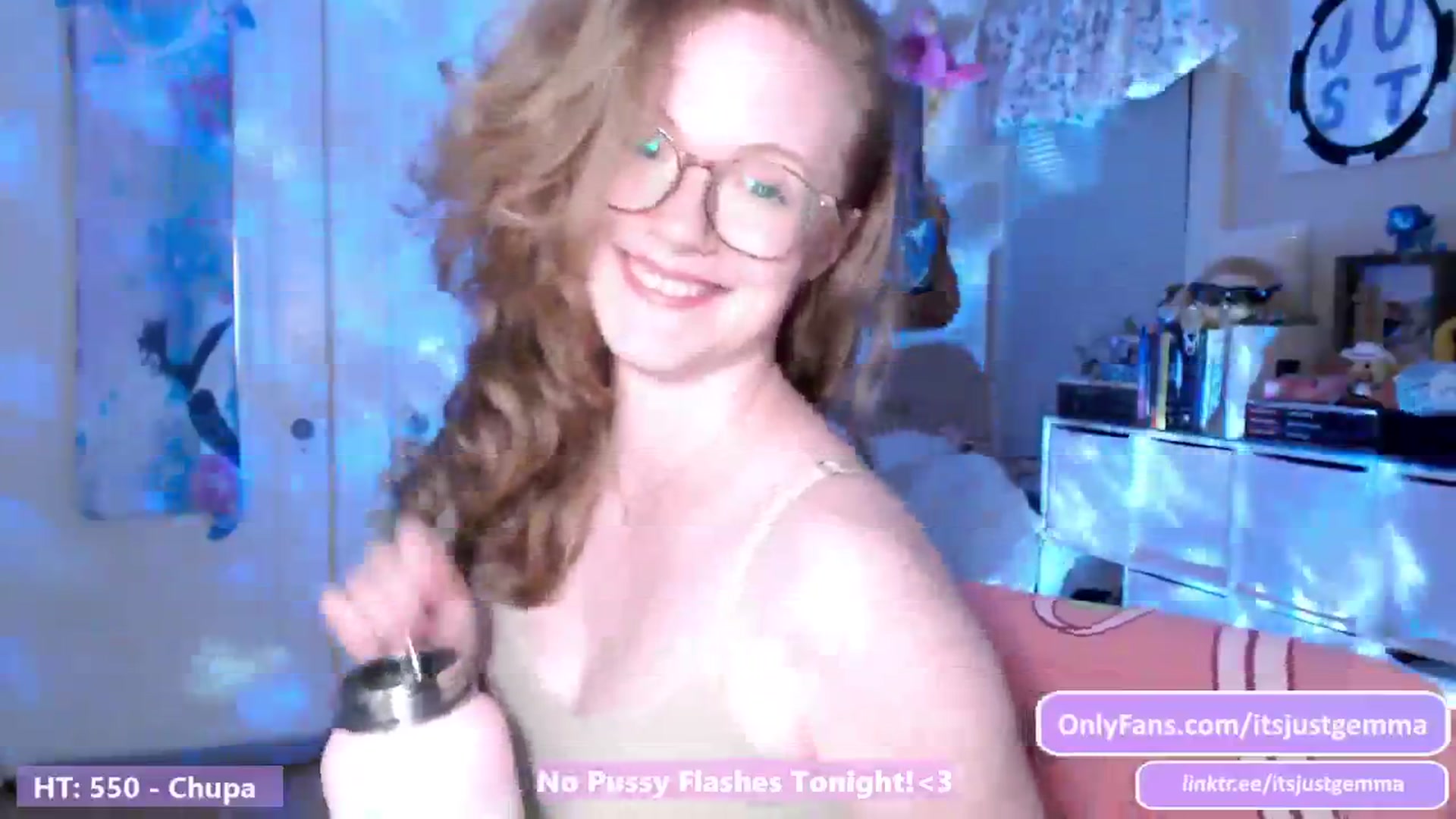 Gallery image thumbnail from JustGemma's myfreecams stream on, 06/29/2024, 02:03 image 18 of 20