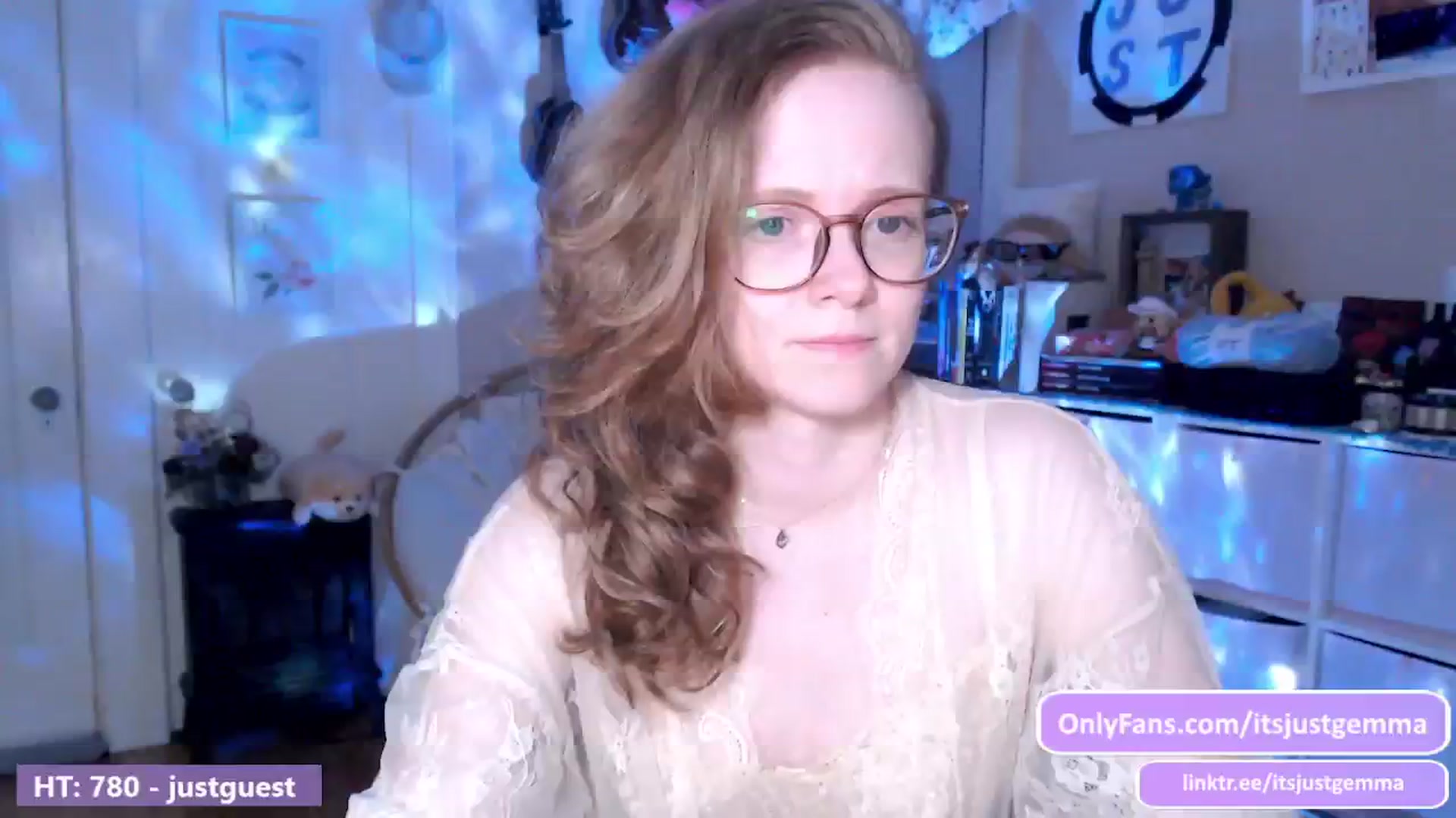 Gallery image thumbnail from JustGemma's myfreecams stream on, 06/30/2024, 02:01 image 20 of 20
