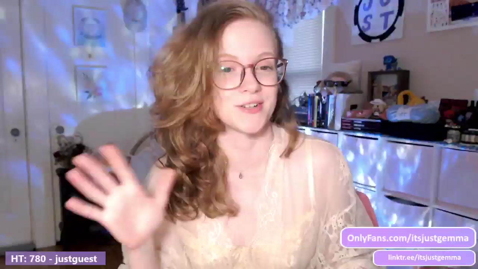 Gallery image thumbnail from JustGemma's myfreecams stream on, 06/30/2024, 02:01 image 1 of 20