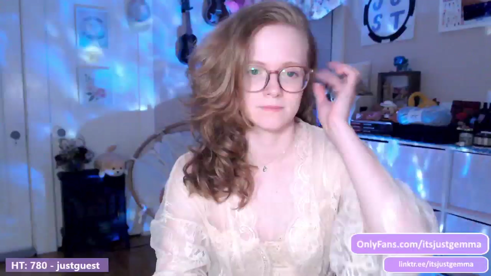 Gallery image thumbnail from JustGemma's myfreecams stream on, 06/30/2024, 02:01 image 19 of 20