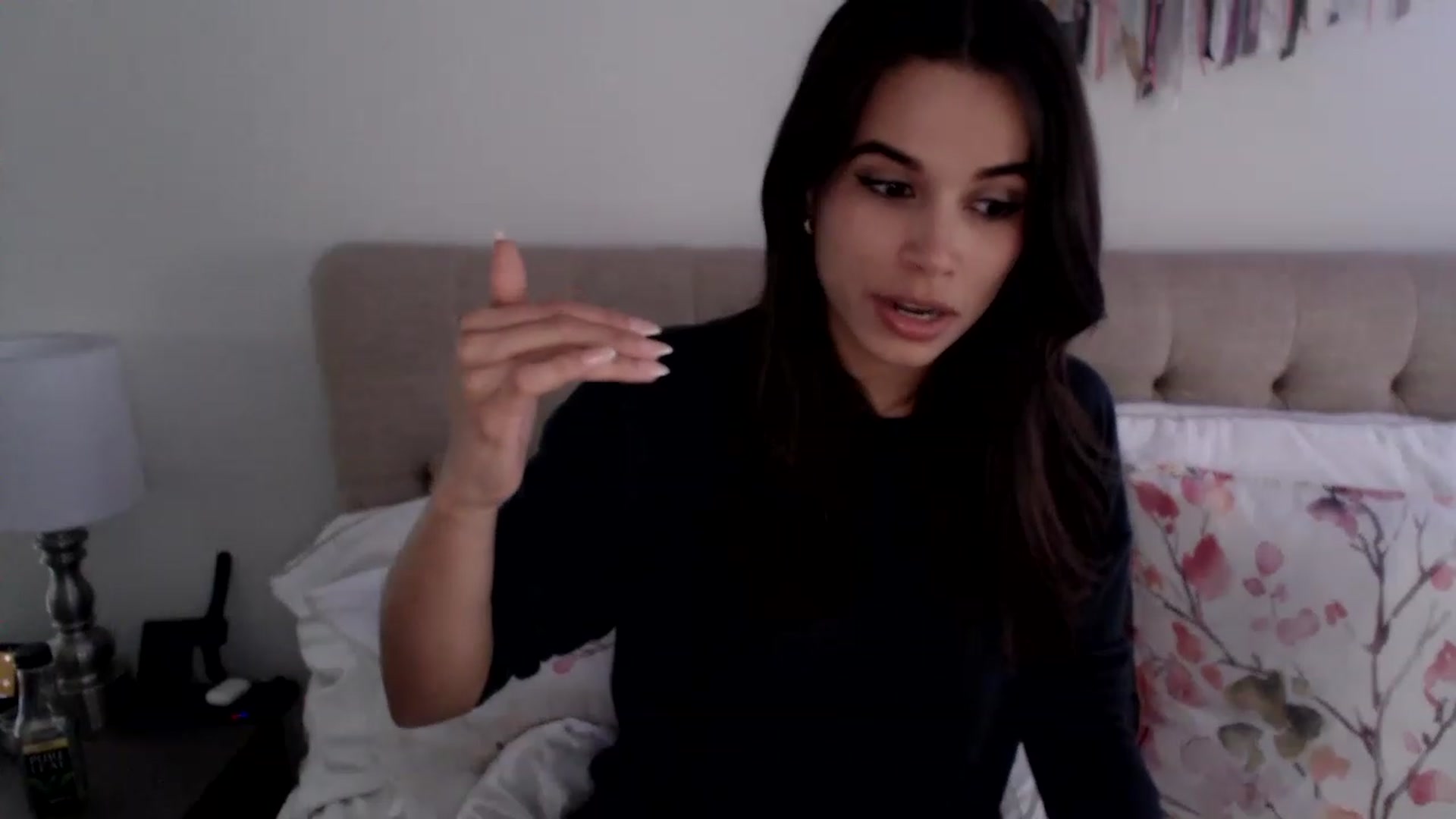 Gallery image thumbnail from JustJoslyn's myfreecams stream on, 12/12/2022, 20:52 image 17 of 20