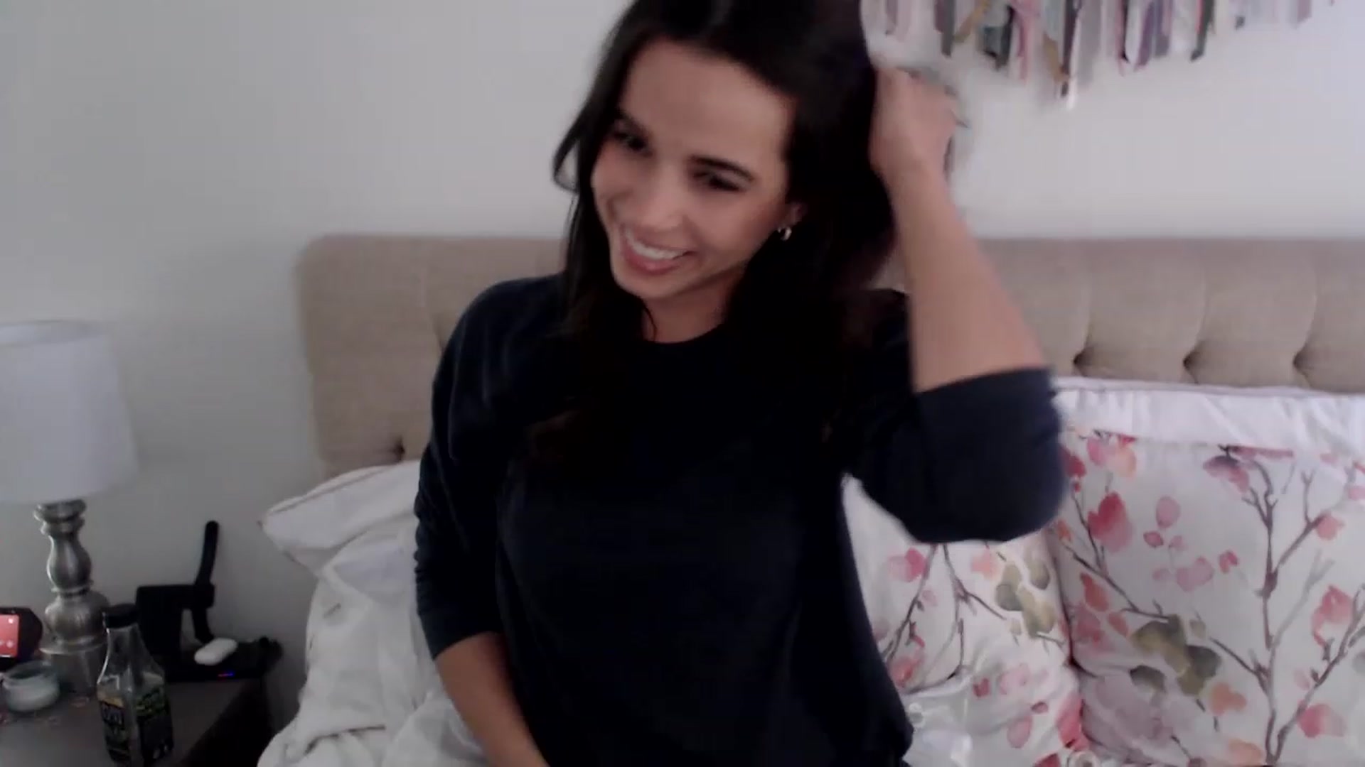 Gallery image thumbnail from JustJoslyn's myfreecams stream on, 12/12/2022, 20:52 image 6 of 20