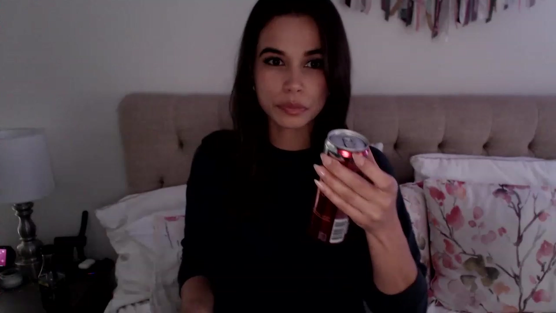 Gallery image thumbnail from JustJoslyn's myfreecams stream on, 12/12/2022, 20:52 image 15 of 20