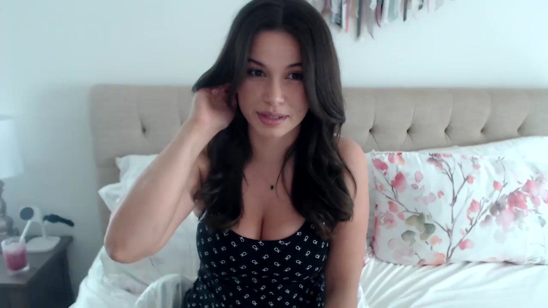 Gallery image thumbnail from JustJoslyn's myfreecams stream on, 09/27/2023, 18:07 image 10 of 20