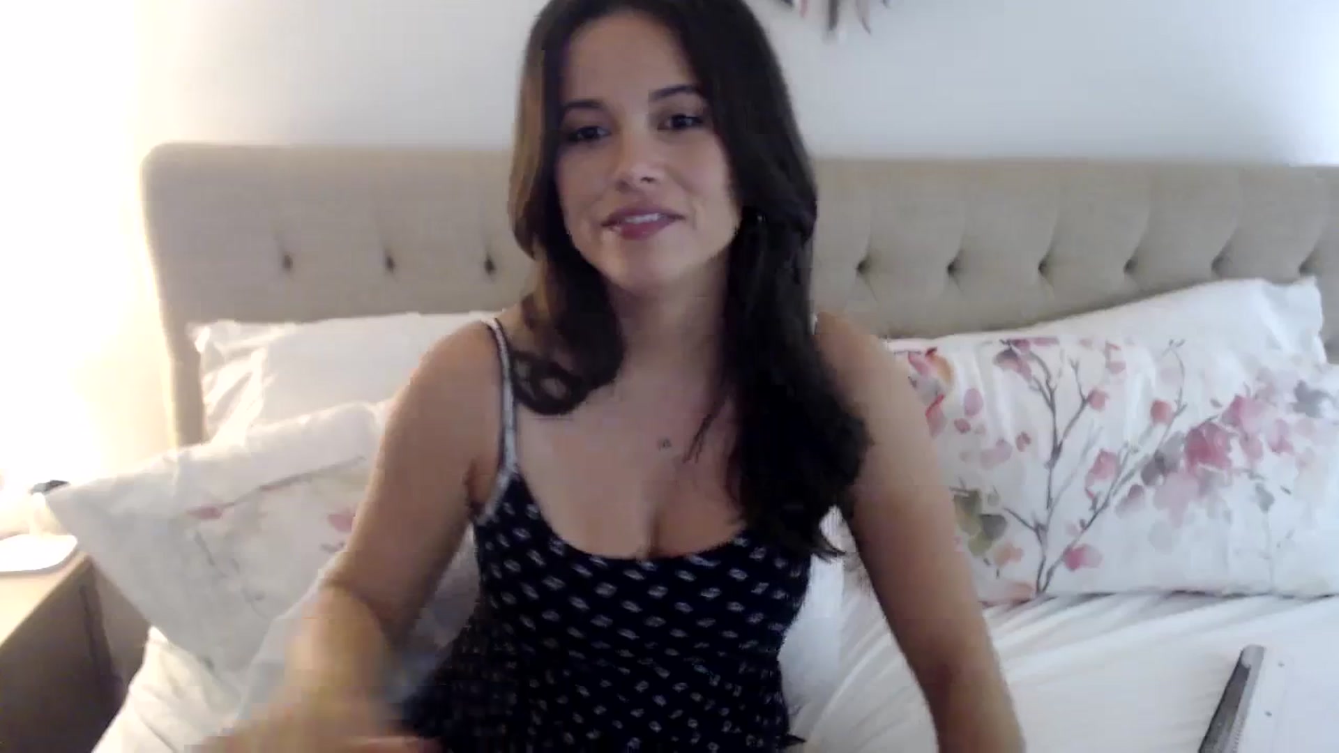 Gallery image thumbnail from JustJoslyn's myfreecams stream on, 09/27/2023, 20:40 image 9 of 20