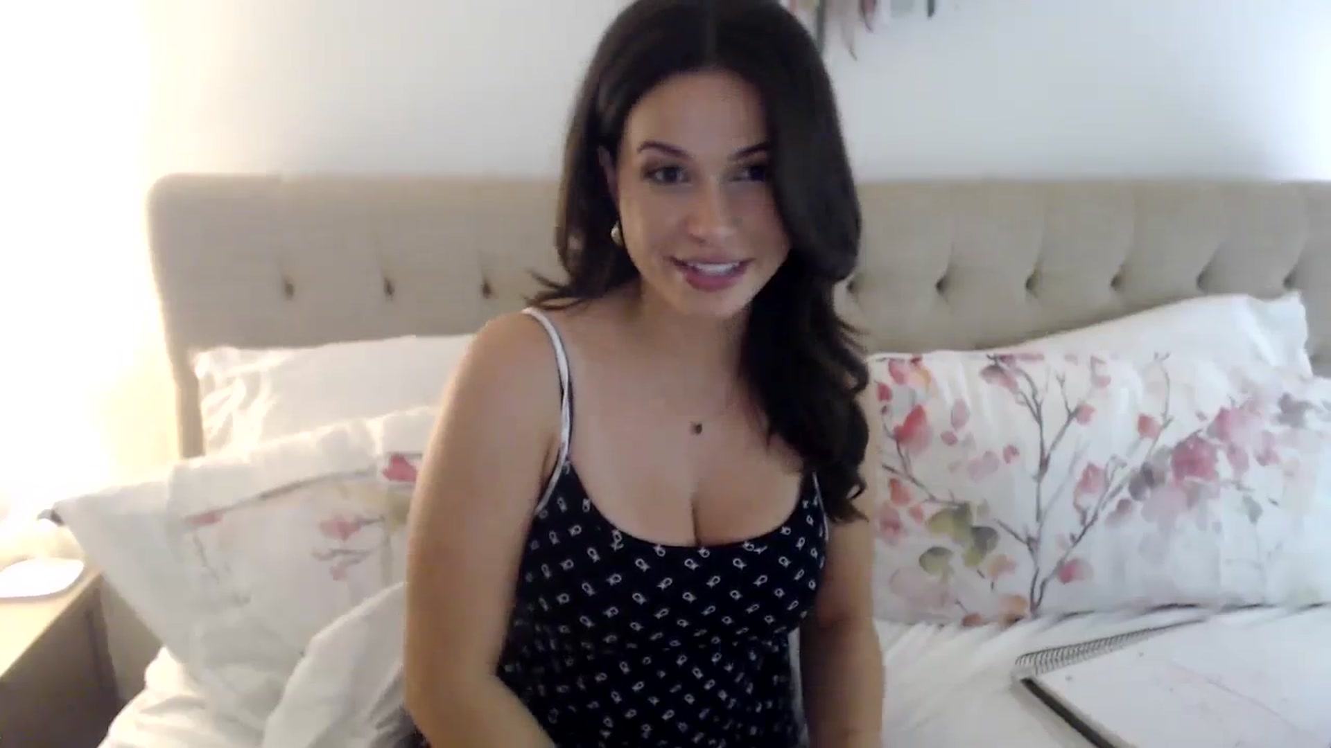 Gallery image thumbnail from JustJoslyn's myfreecams stream on, 09/27/2023, 20:40 image 16 of 20