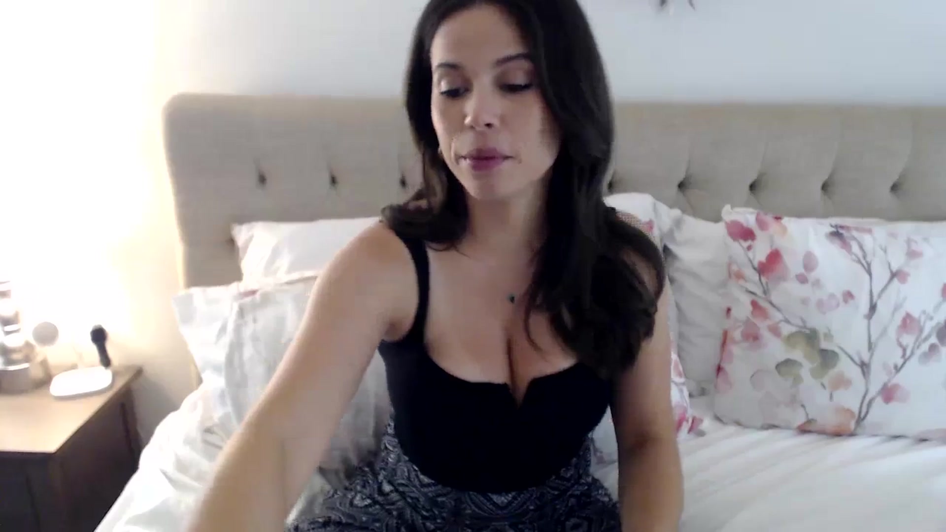 Gallery image thumbnail from JustJoslyn's myfreecams stream on, 09/28/2023, 18:39 image 8 of 20