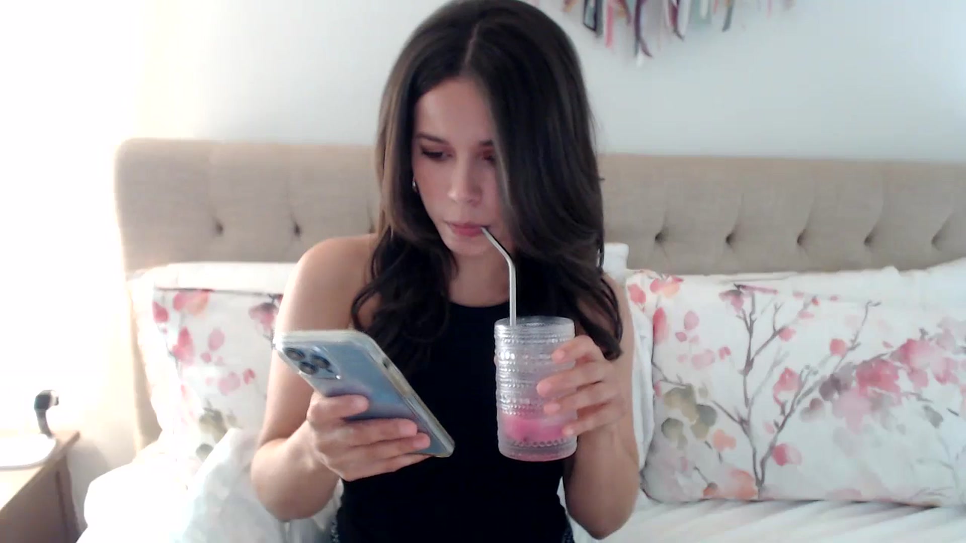 Gallery image thumbnail from JustJoslyn's myfreecams stream on, 10/27/2023, 19:11 image 3 of 20