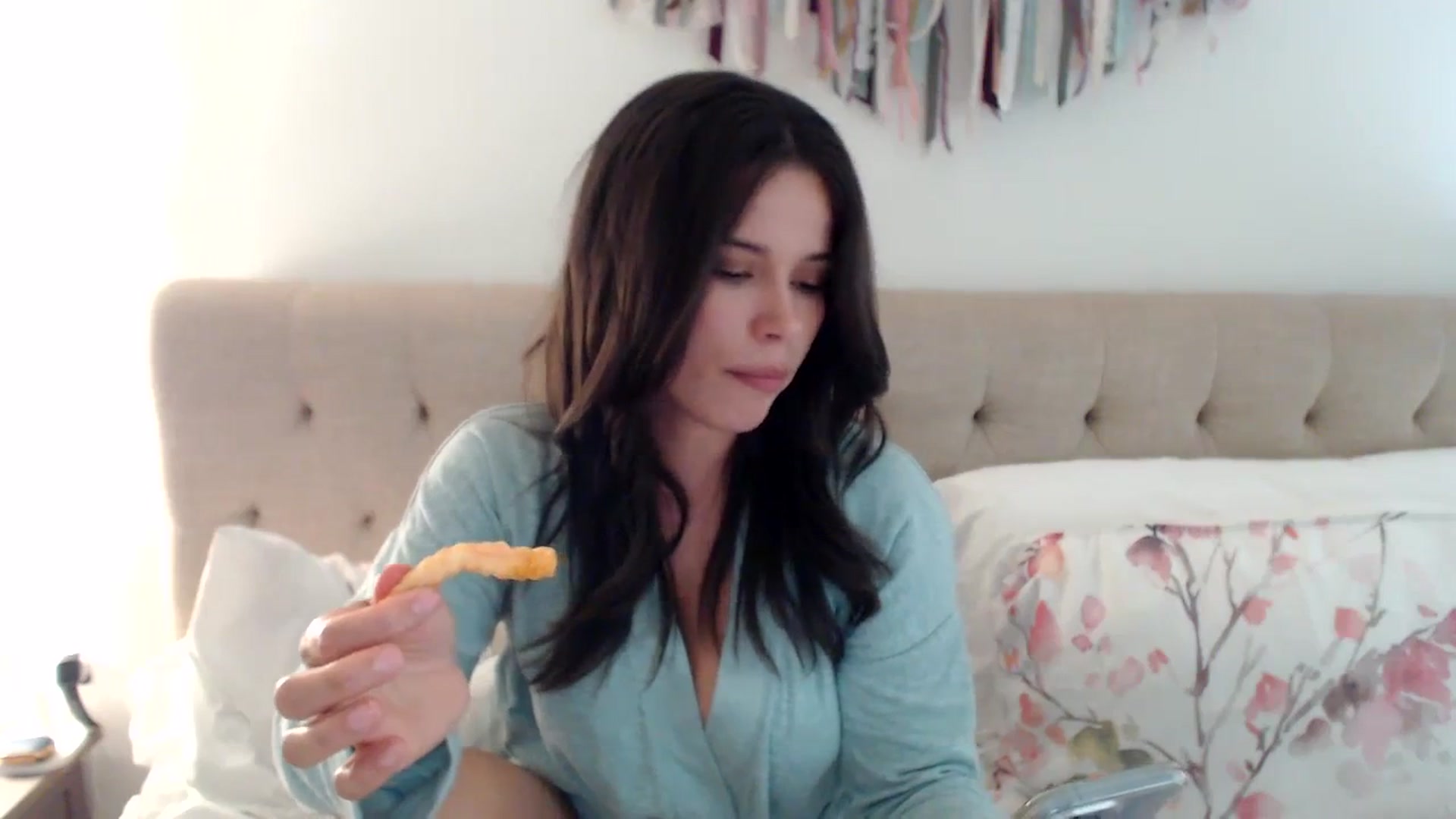 Gallery image thumbnail from JustJoslyn's myfreecams stream on, 11/02/2023, 21:32 image 14 of 20