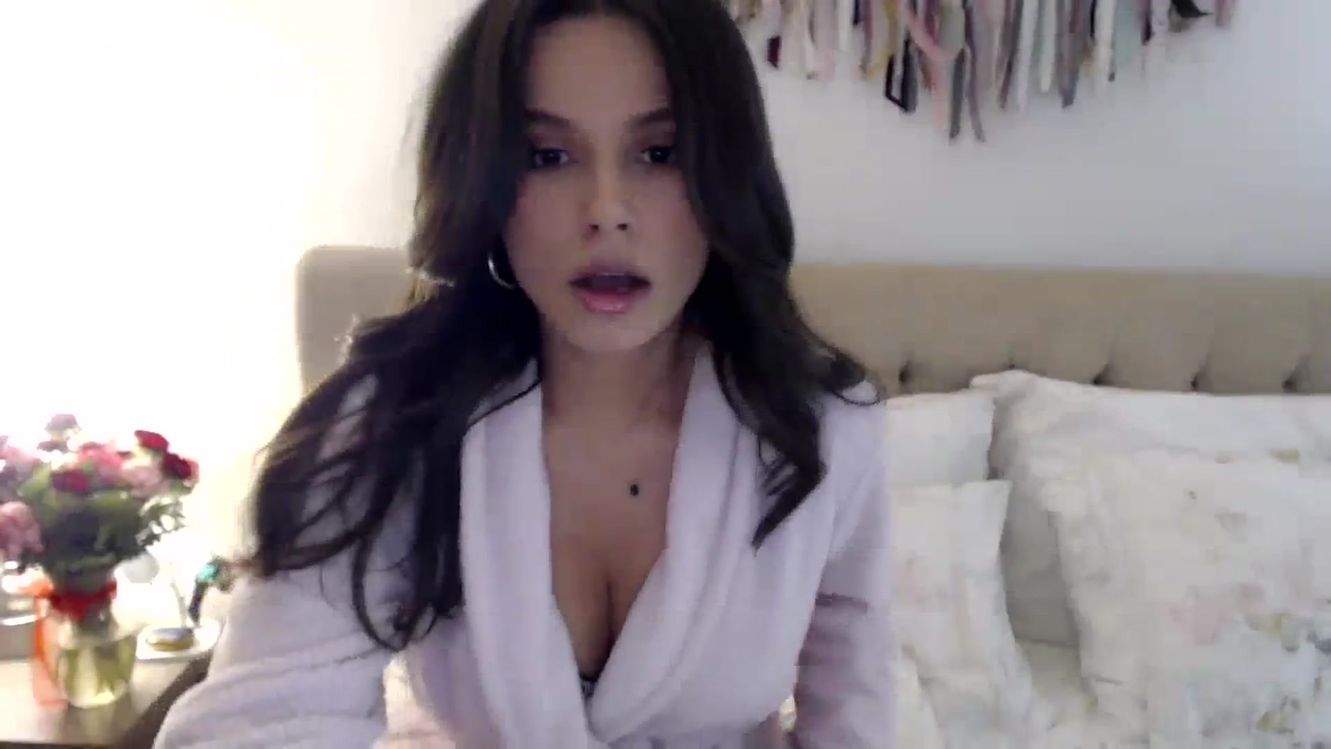 Gallery image thumbnail from JustJoslyn's myfreecams stream on, 11/13/2023, 20:36 image 3 of 20