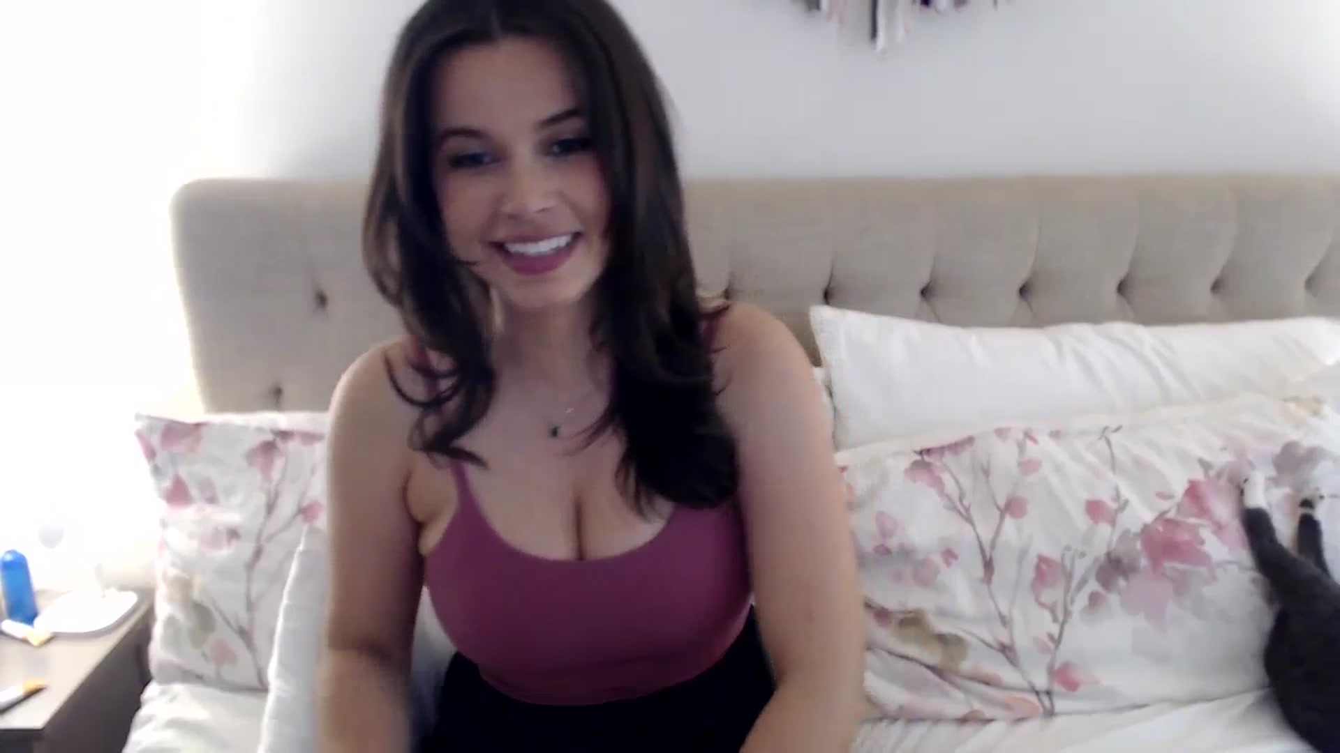 Gallery image thumbnail from JustJoslyn's myfreecams stream on, 03/22/2024, 19:38 image 19 of 20