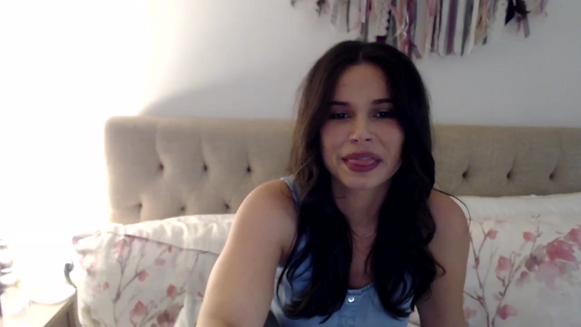 Gallery image thumbnail from JustJoslyn's myfreecams stream on, 05/17/2024, 18:24 image 11 of 20