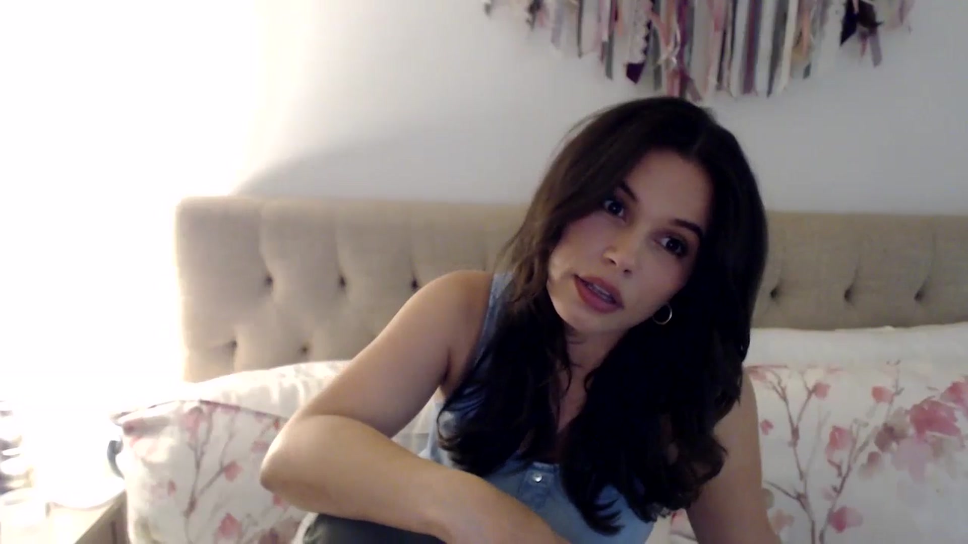Gallery image thumbnail from JustJoslyn's myfreecams stream on, 05/17/2024, 18:24 image 15 of 20