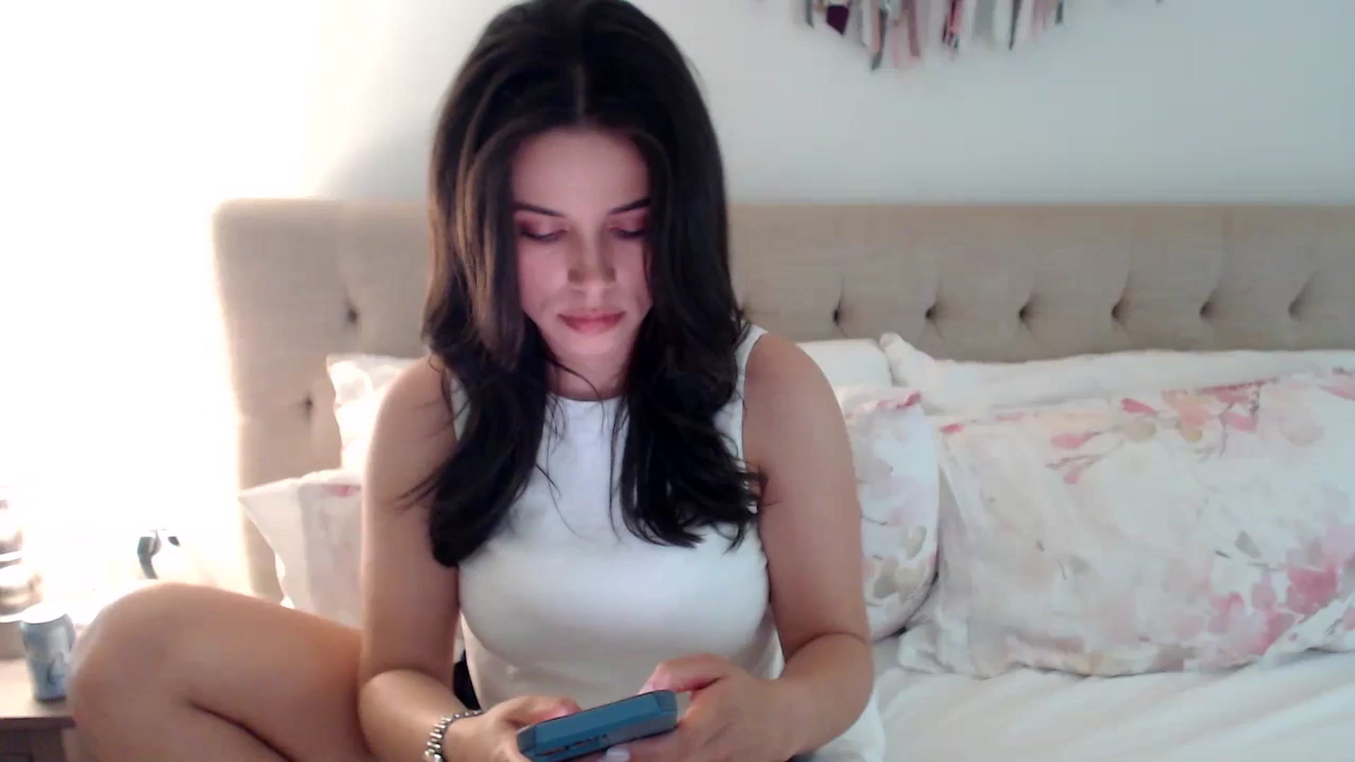Gallery image thumbnail from JustJoslyn's myfreecams stream on, 05/20/2024, 18:34 image 1 of 20