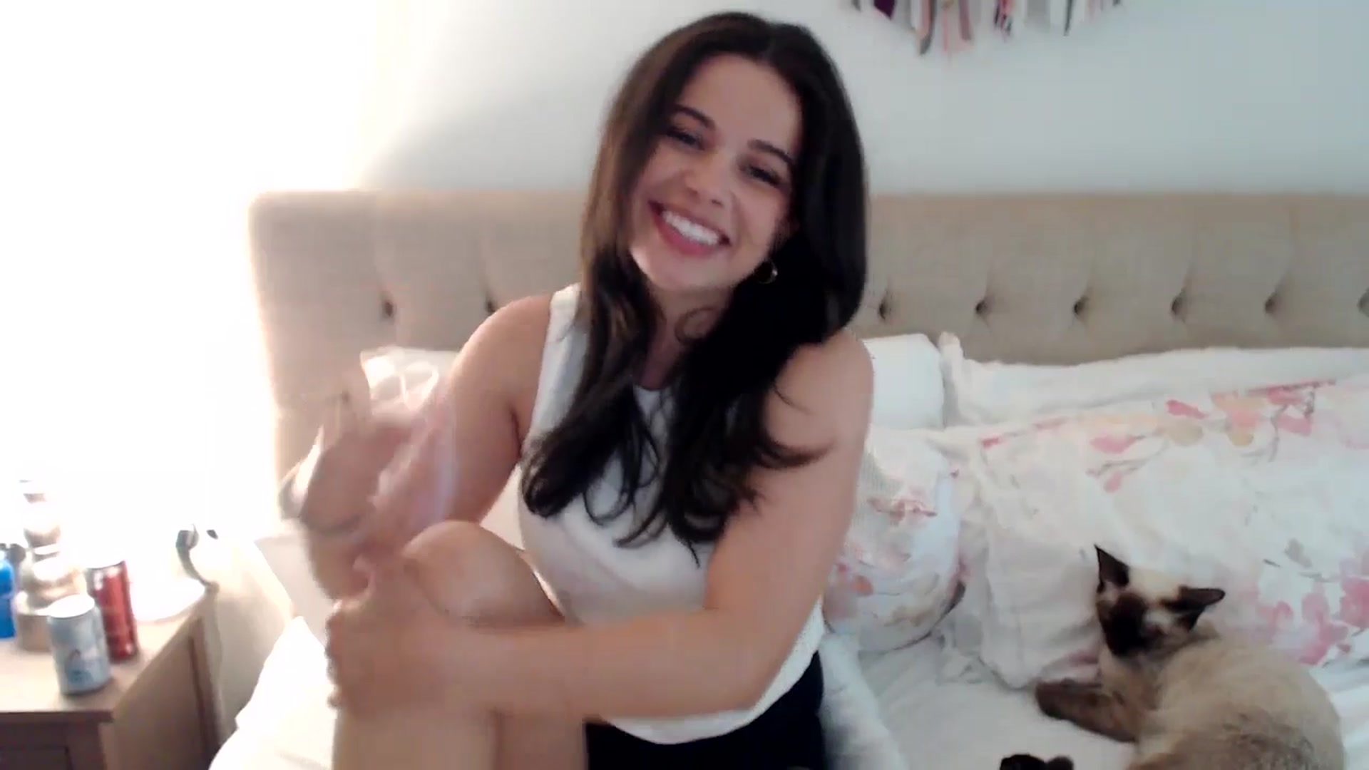 Gallery image thumbnail from JustJoslyn's myfreecams stream on, 05/20/2024, 19:28 image 8 of 20