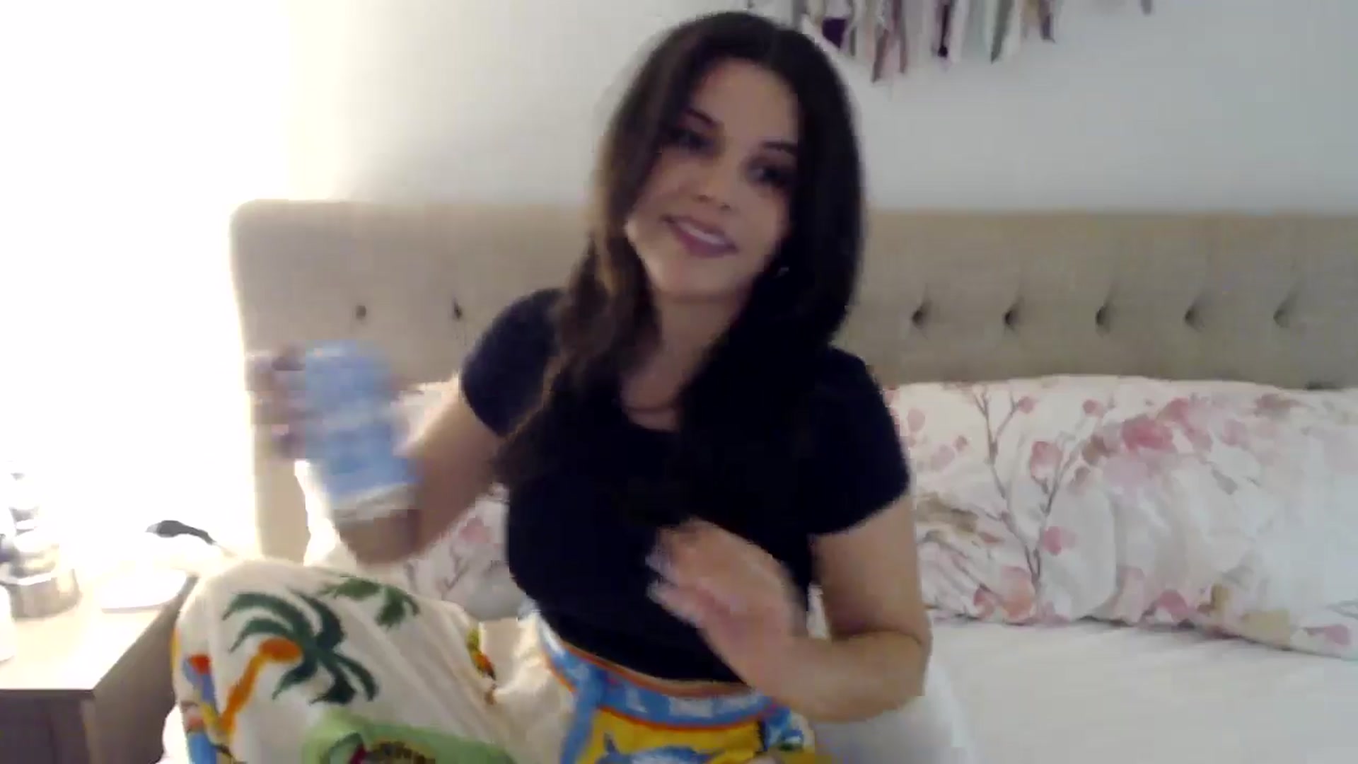 Gallery image thumbnail from JustJoslyn's myfreecams stream on, 05/22/2024, 18:34 image 18 of 20