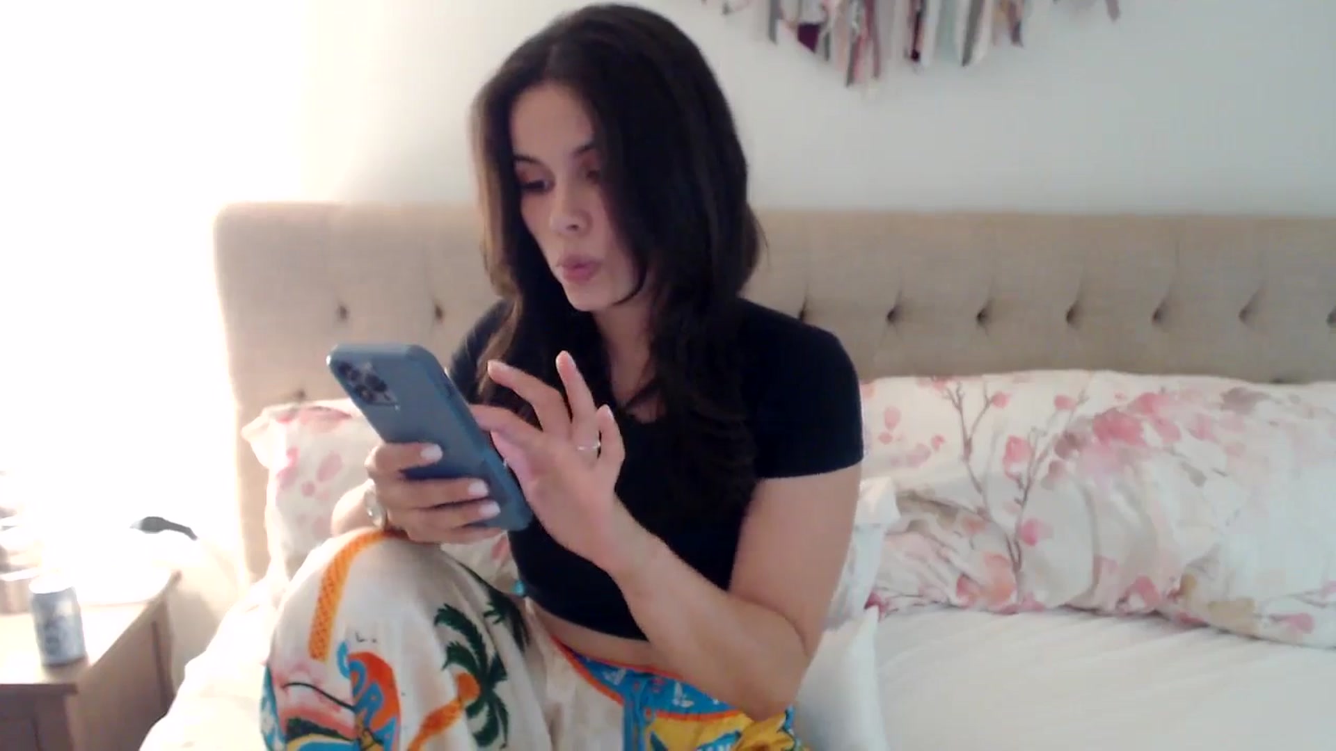 Gallery image thumbnail from JustJoslyn's myfreecams stream on, 05/22/2024, 18:34 image 14 of 20