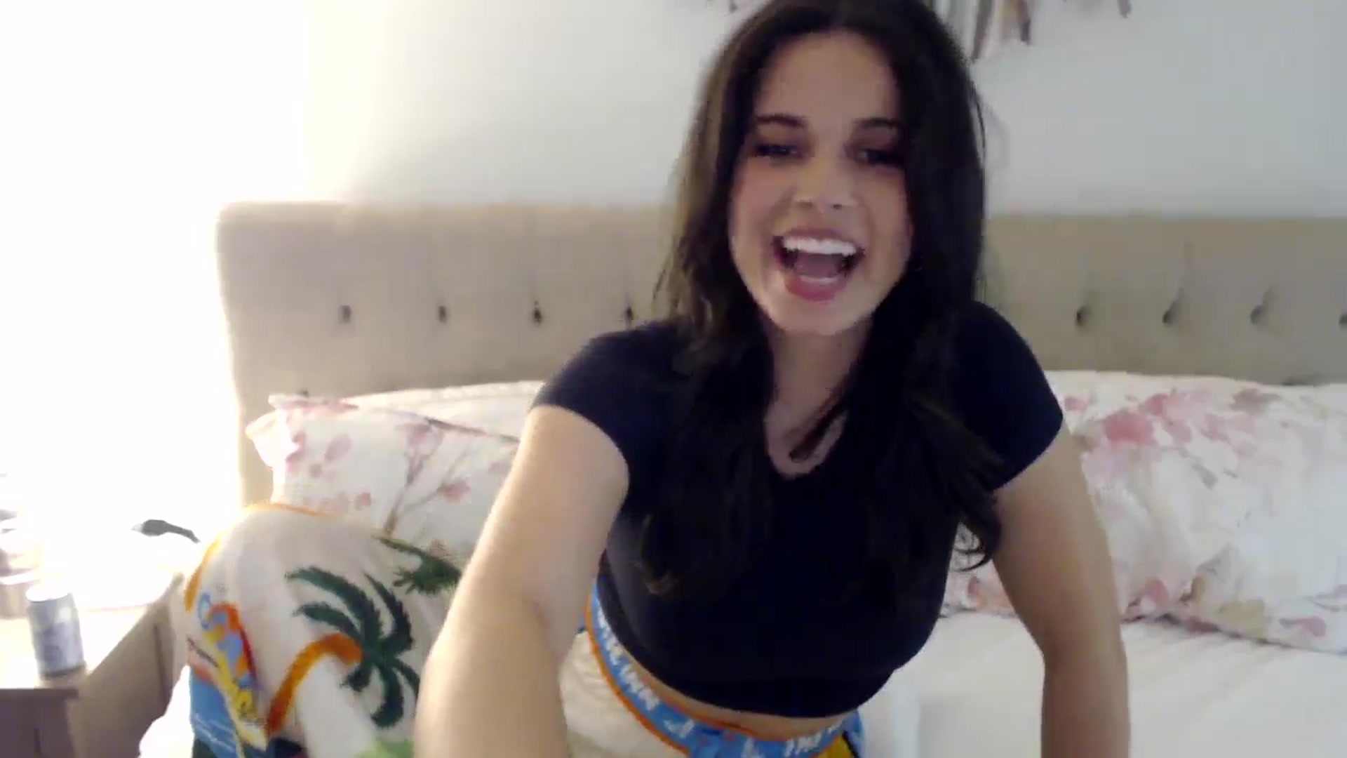 Gallery image thumbnail from JustJoslyn's myfreecams stream on, 05/22/2024, 18:34 image 8 of 20