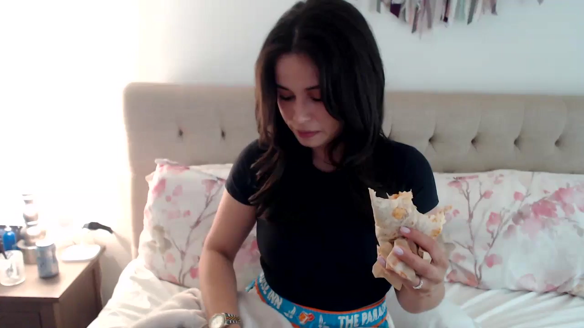 Gallery image thumbnail from JustJoslyn's myfreecams stream on, 05/22/2024, 20:40 image 5 of 20