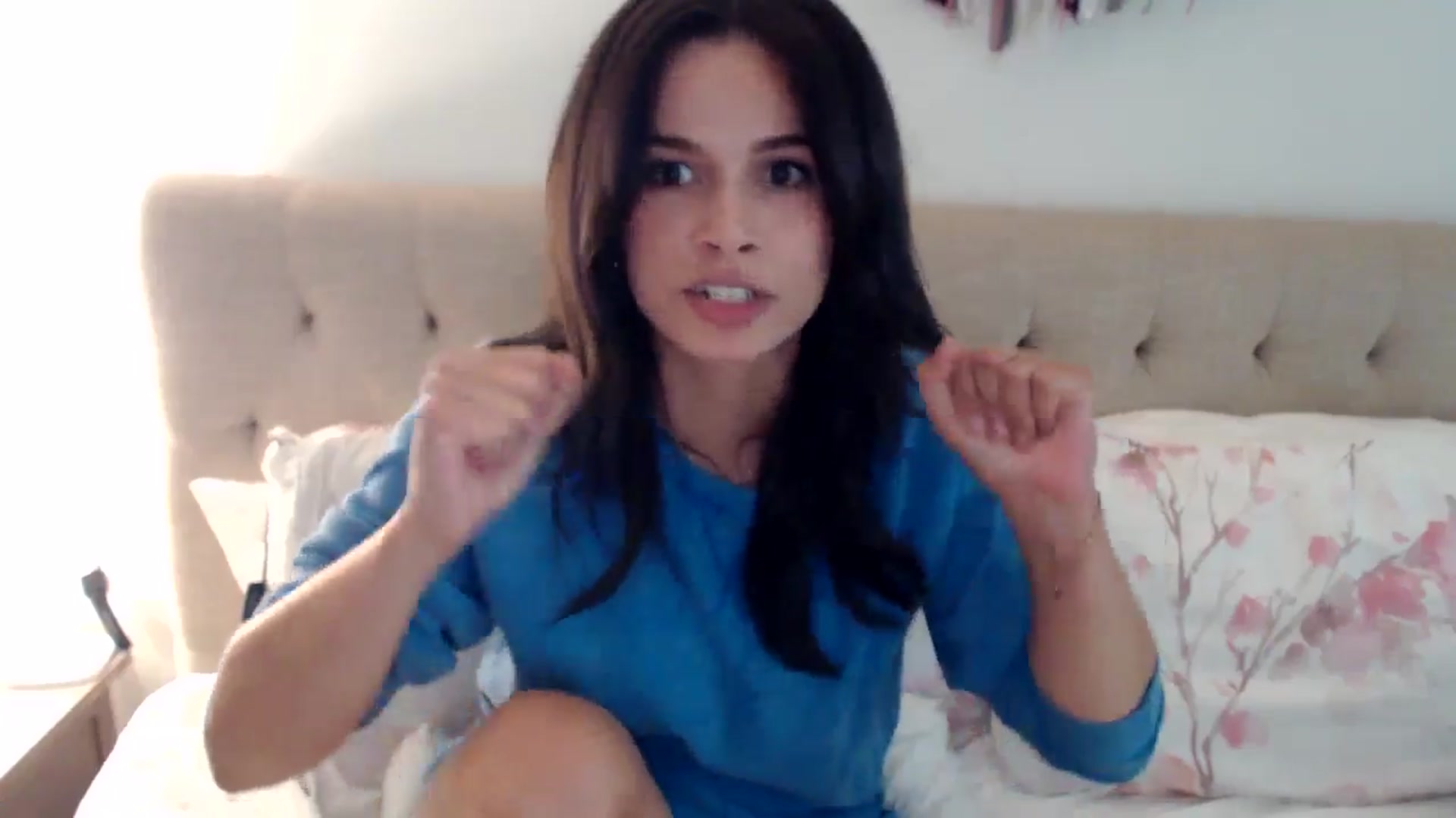 Gallery image thumbnail from JustJoslyn's myfreecams stream on, 10/04/2024, 20:41 image 8 of 20
