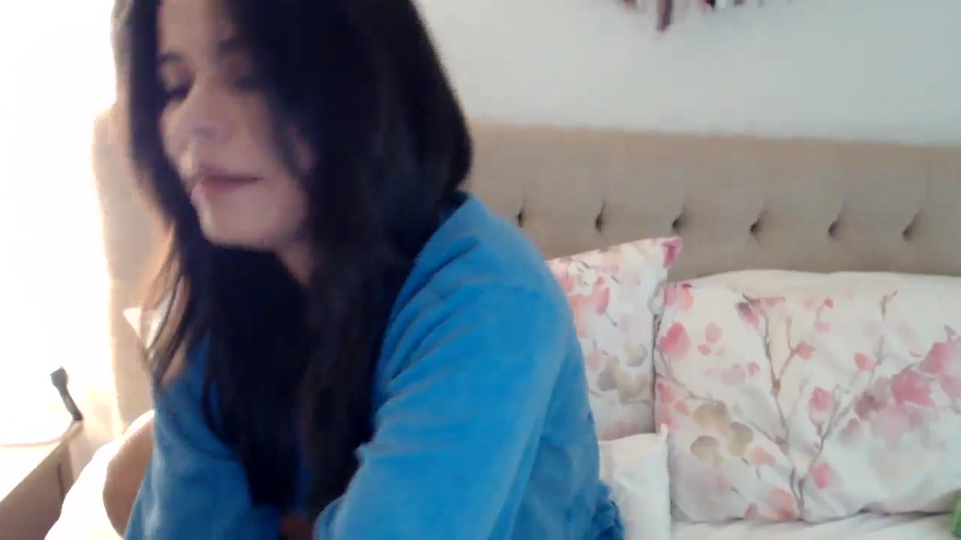 Gallery image thumbnail from JustJoslyn's myfreecams stream on, 10/04/2024, 20:41 image 15 of 20