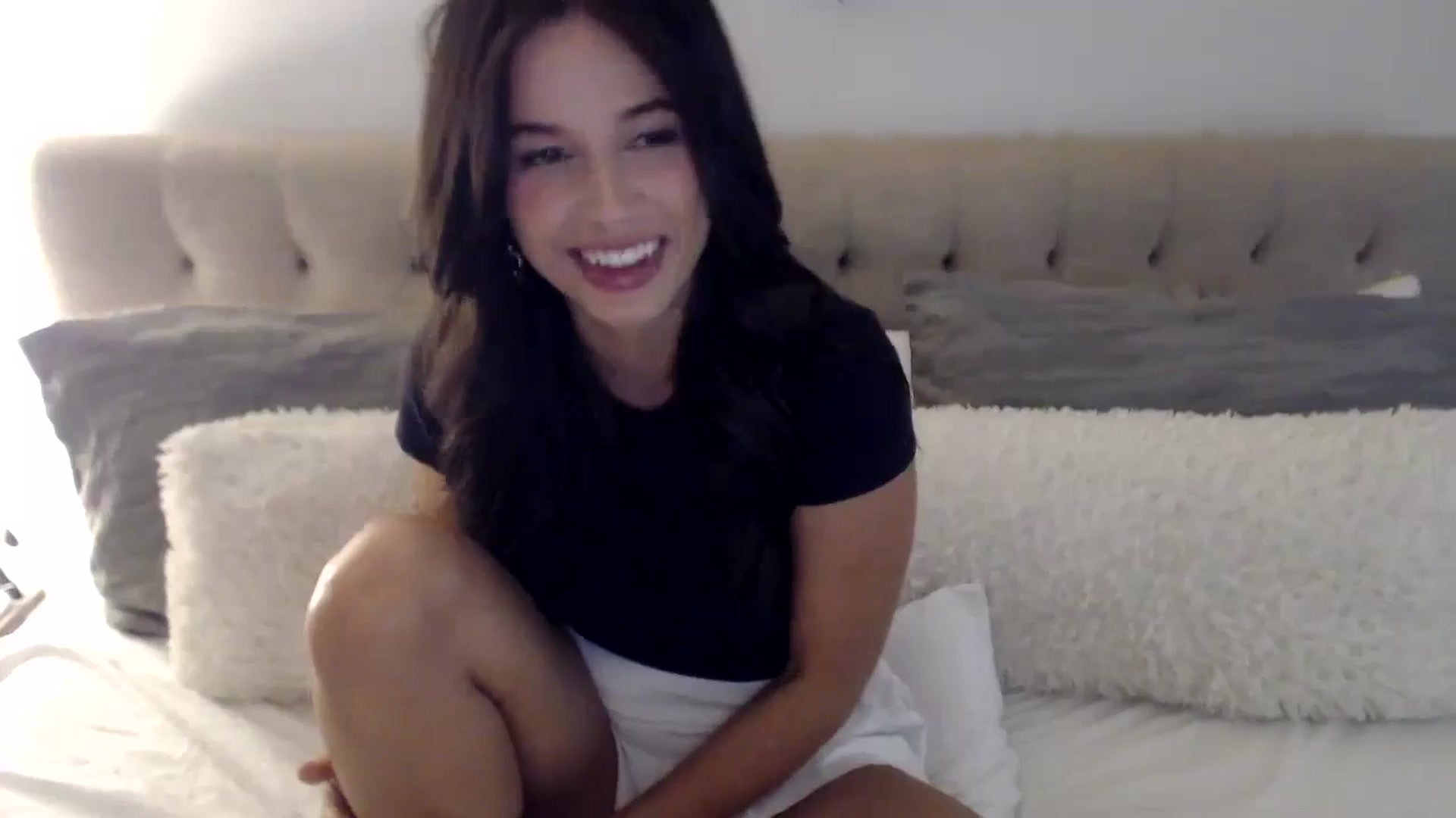 Gallery image thumbnail from JustJoslyn's myfreecams stream on, 10/15/2024, 18:03 image 9 of 20