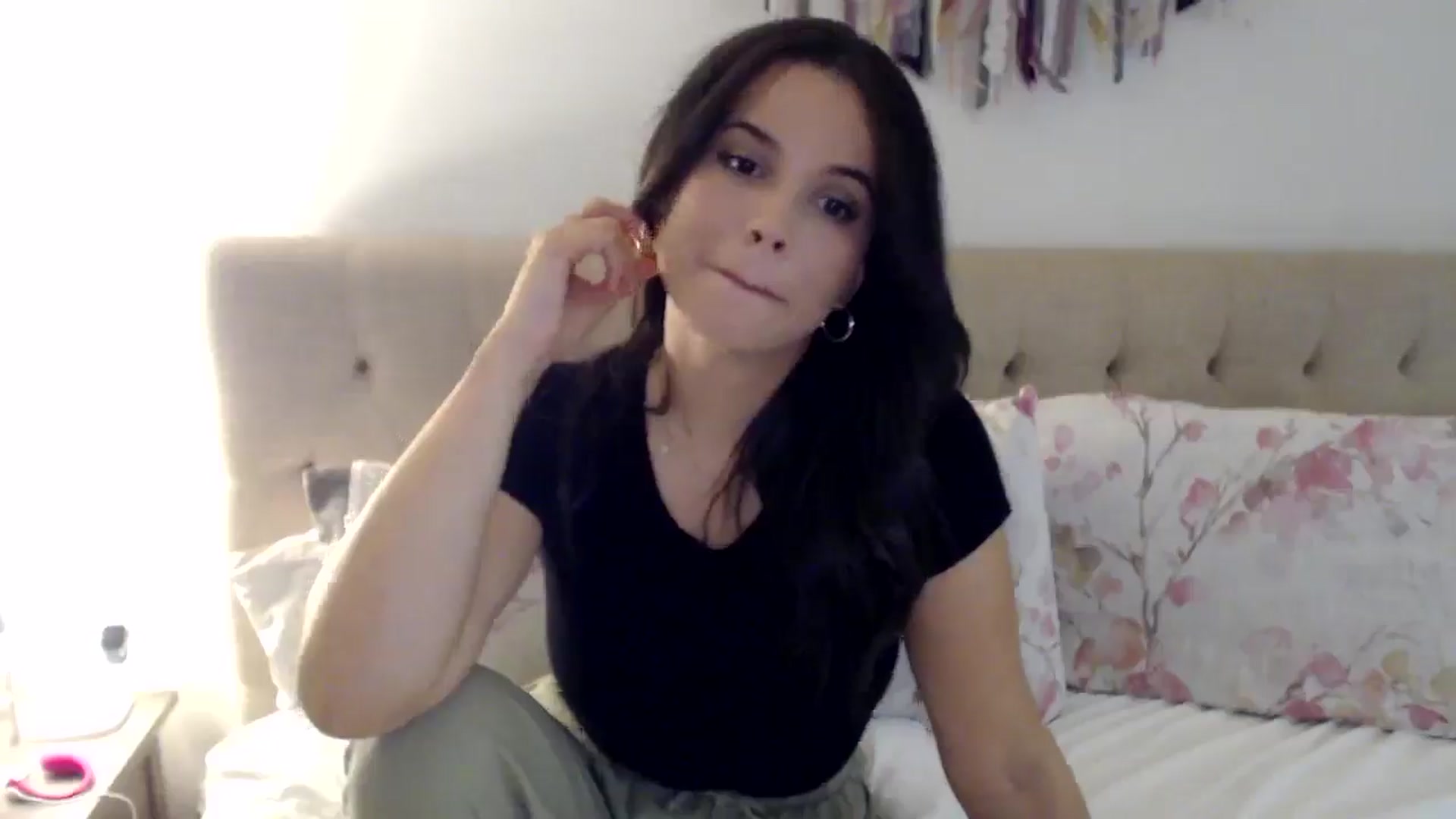 Gallery image thumbnail from JustJoslyn's myfreecams stream on, 12/18/2024, 19:44 image 8 of 20