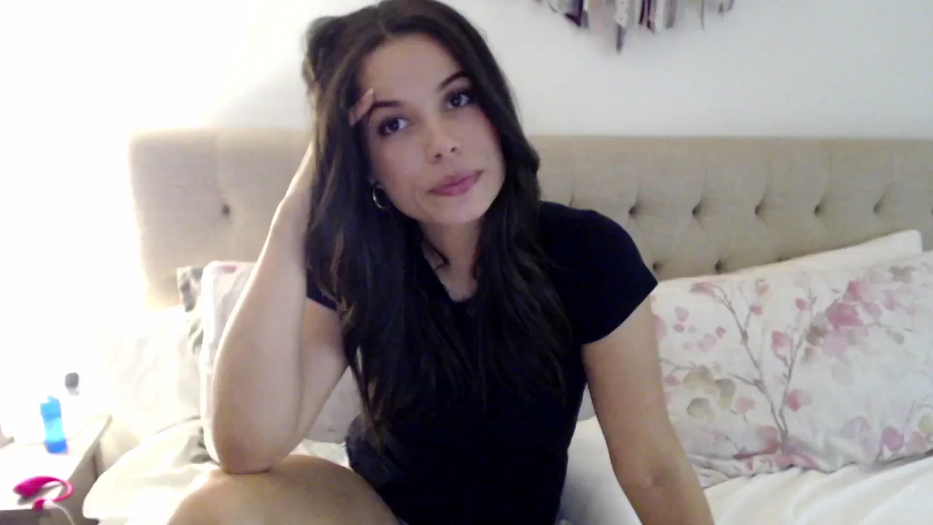 Gallery image thumbnail from JustJoslyn's myfreecams stream on, 12/23/2024, 21:46 image 9 of 20
