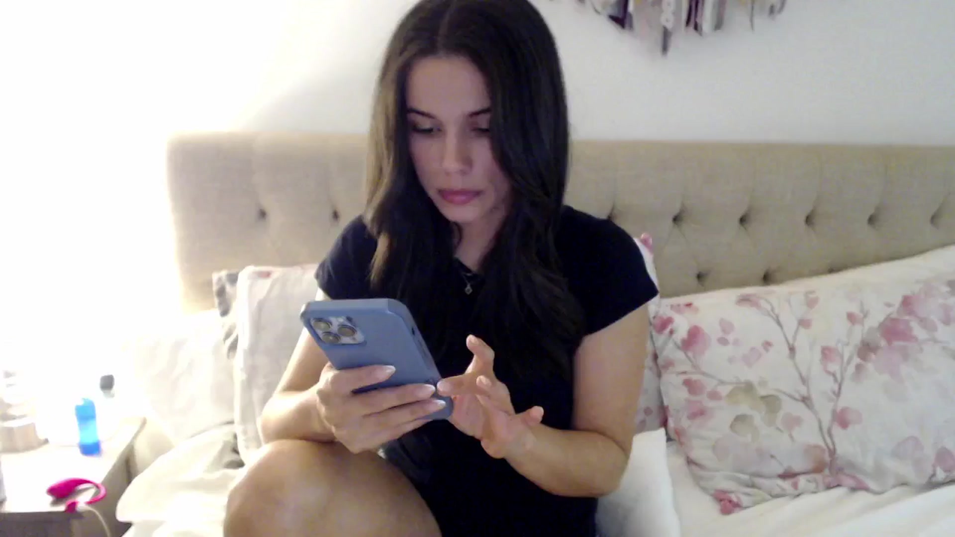 Gallery image thumbnail from JustJoslyn's myfreecams stream on, 12/23/2024, 21:46 image 6 of 20