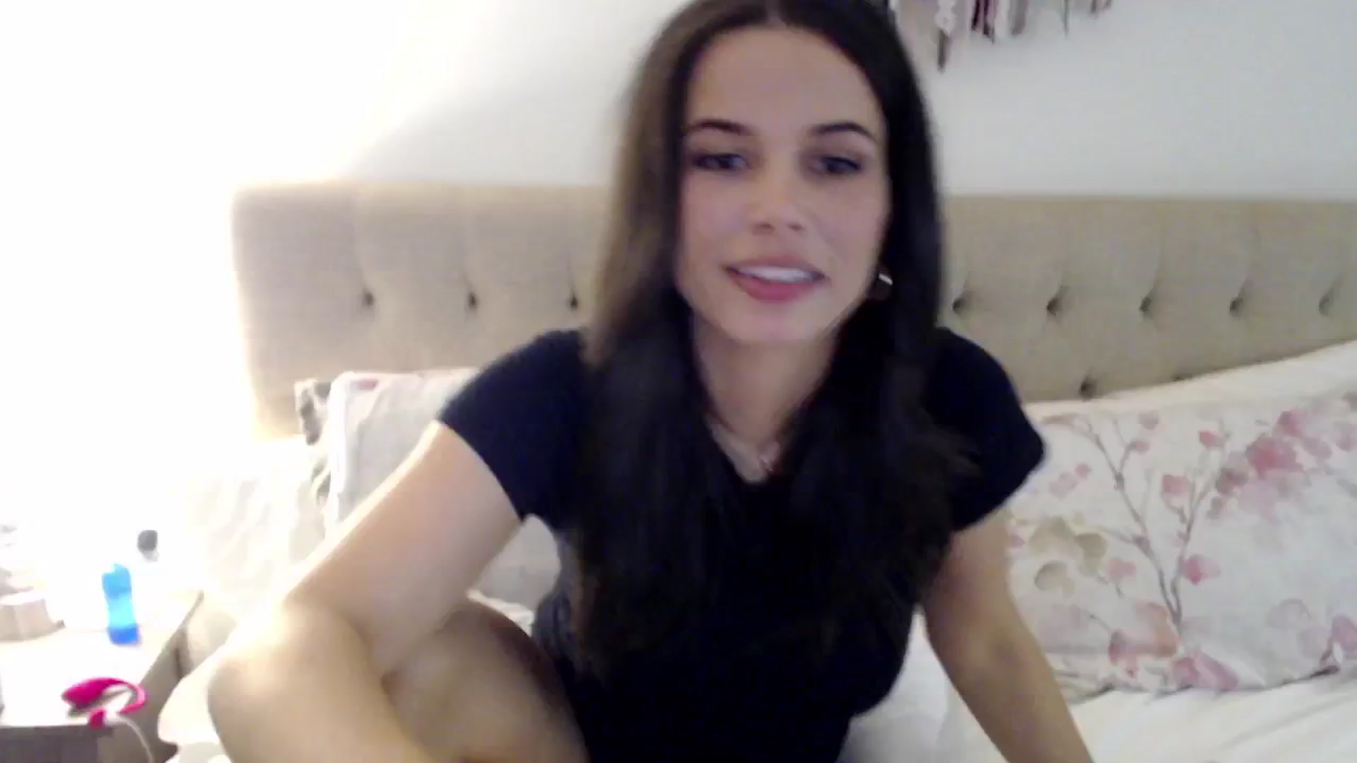 Gallery image thumbnail from JustJoslyn's myfreecams stream on, 12/23/2024, 21:46 image 1 of 20