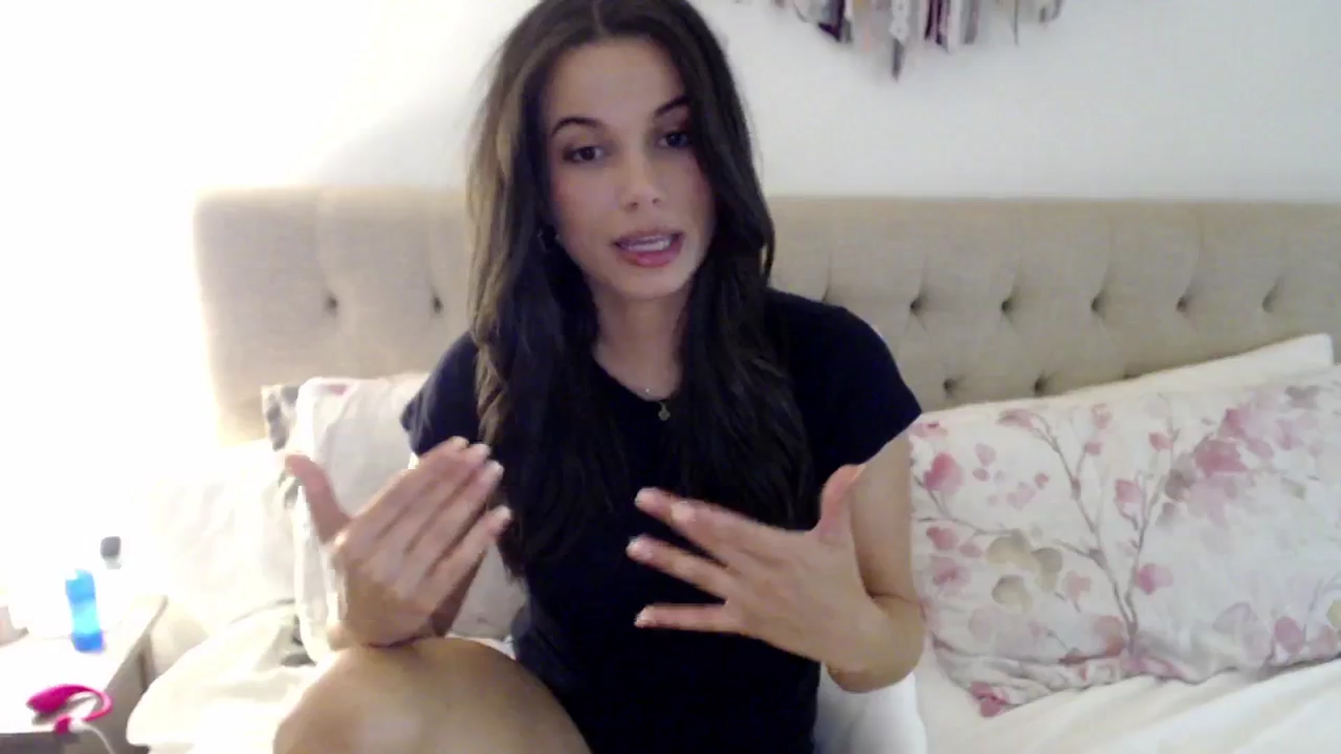 Gallery image thumbnail from JustJoslyn's myfreecams stream on, 12/23/2024, 21:46 image 8 of 20