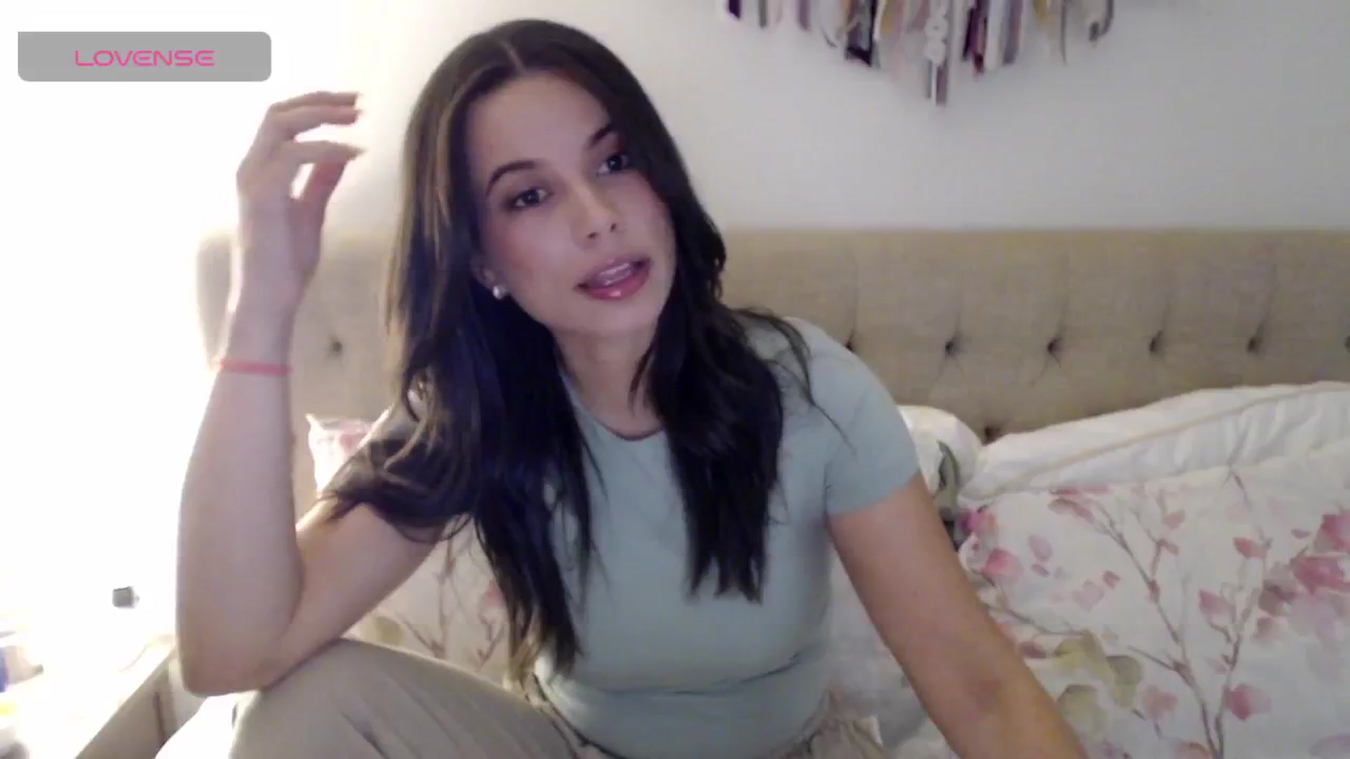 Gallery image thumbnail from JustJoslyn's myfreecams stream on, 12/29/2024, 21:06 image 5 of 20