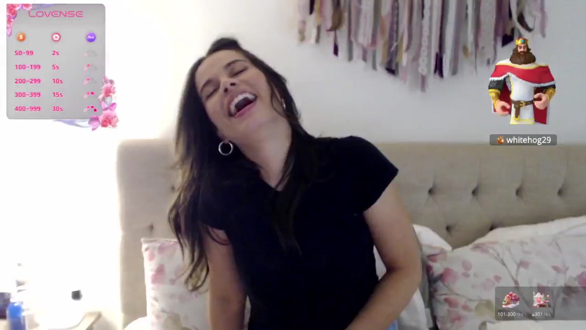 Gallery image thumbnail from JustJoslyn's myfreecams stream on, 12/31/2024, 20:14 image 14 of 20