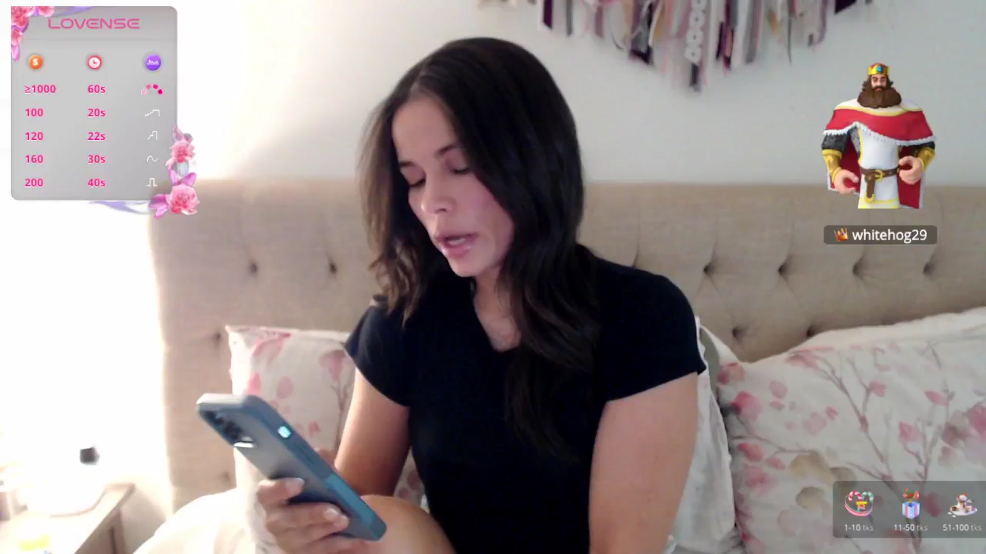 Gallery image thumbnail from JustJoslyn's myfreecams stream on, 12/31/2024, 20:14 image 6 of 20