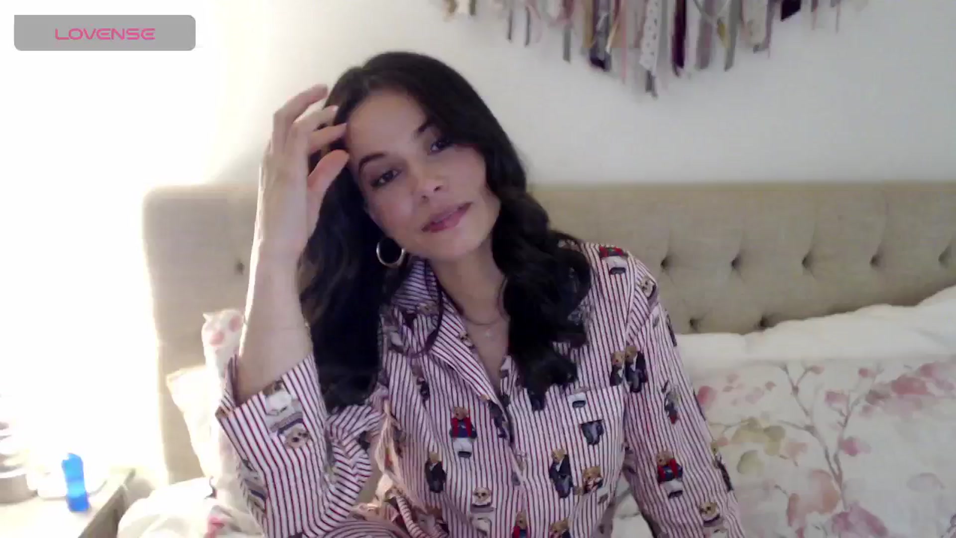 Gallery image thumbnail from JustJoslyn's myfreecams stream on, 01/21/2025, 21:43 image 6 of 20