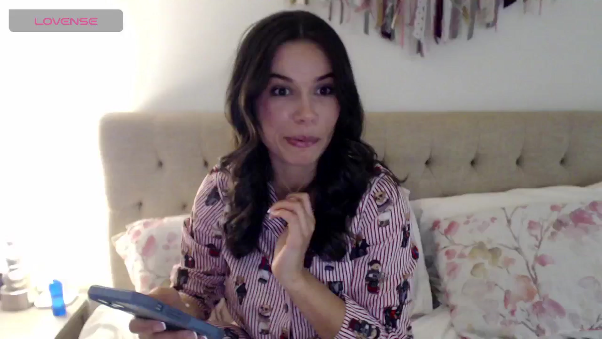 Gallery image thumbnail from JustJoslyn's myfreecams stream on, 01/21/2025, 21:43 image 1 of 20