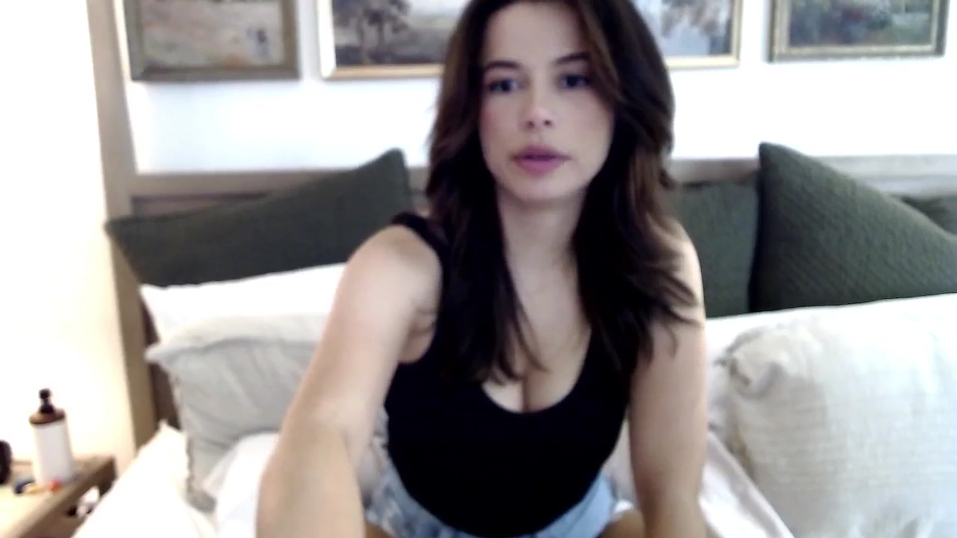 Gallery image thumbnail from JustJoslyn's myfreecams stream on, 04/02/2026, 21:19 image 9 of 20
