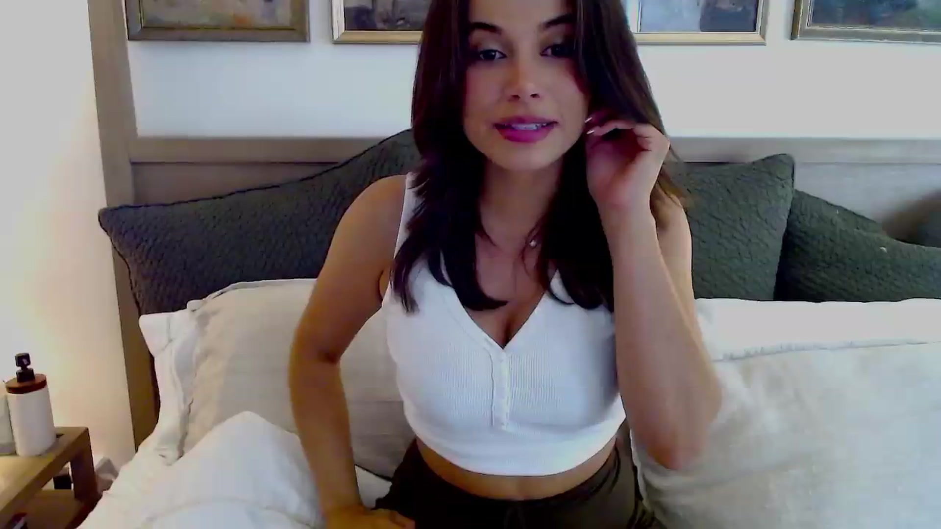 Gallery image thumbnail from JustJoslyn's myfreecams stream on, 09/05/2026, 21:08 image 14 of 20