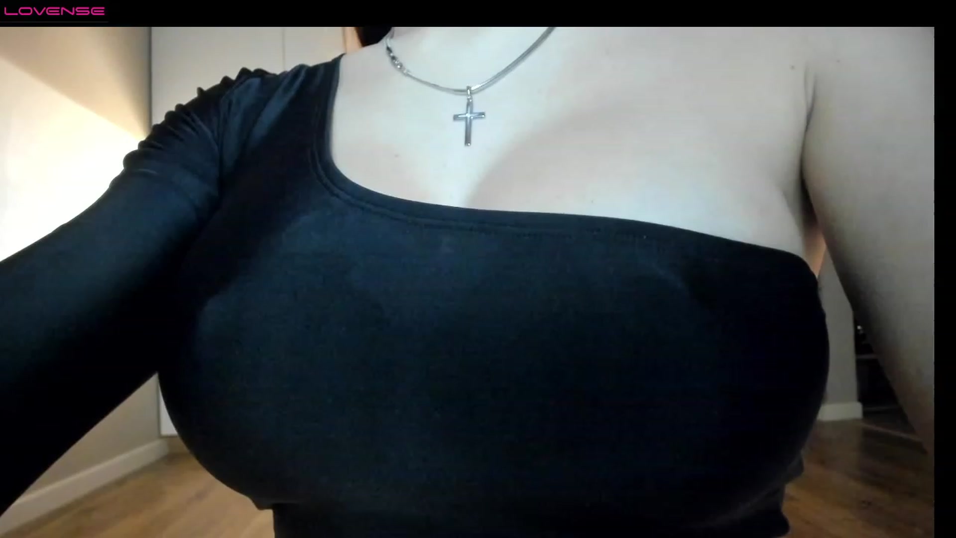 Gallery image thumbnail from JustKate_'s myfreecams stream on, 12/03/2022, 18:05 image 13 of 20