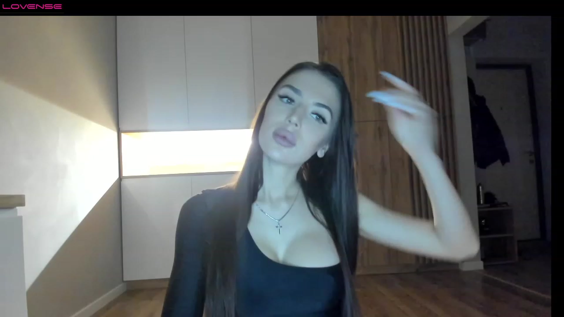 Gallery image thumbnail from JustKate_'s myfreecams stream on, 12/03/2022, 18:05 image 9 of 20